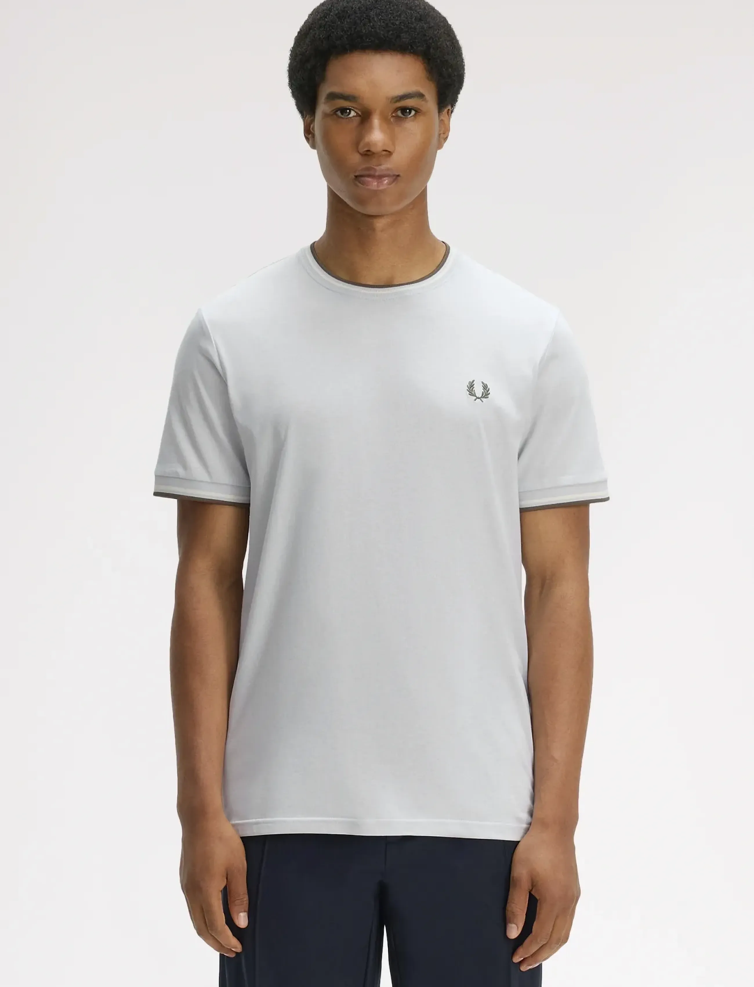 Fred Perry Twin Tipped T-Shirt, L, T-shirts, Blau - Short-sleeved, Männerswear
