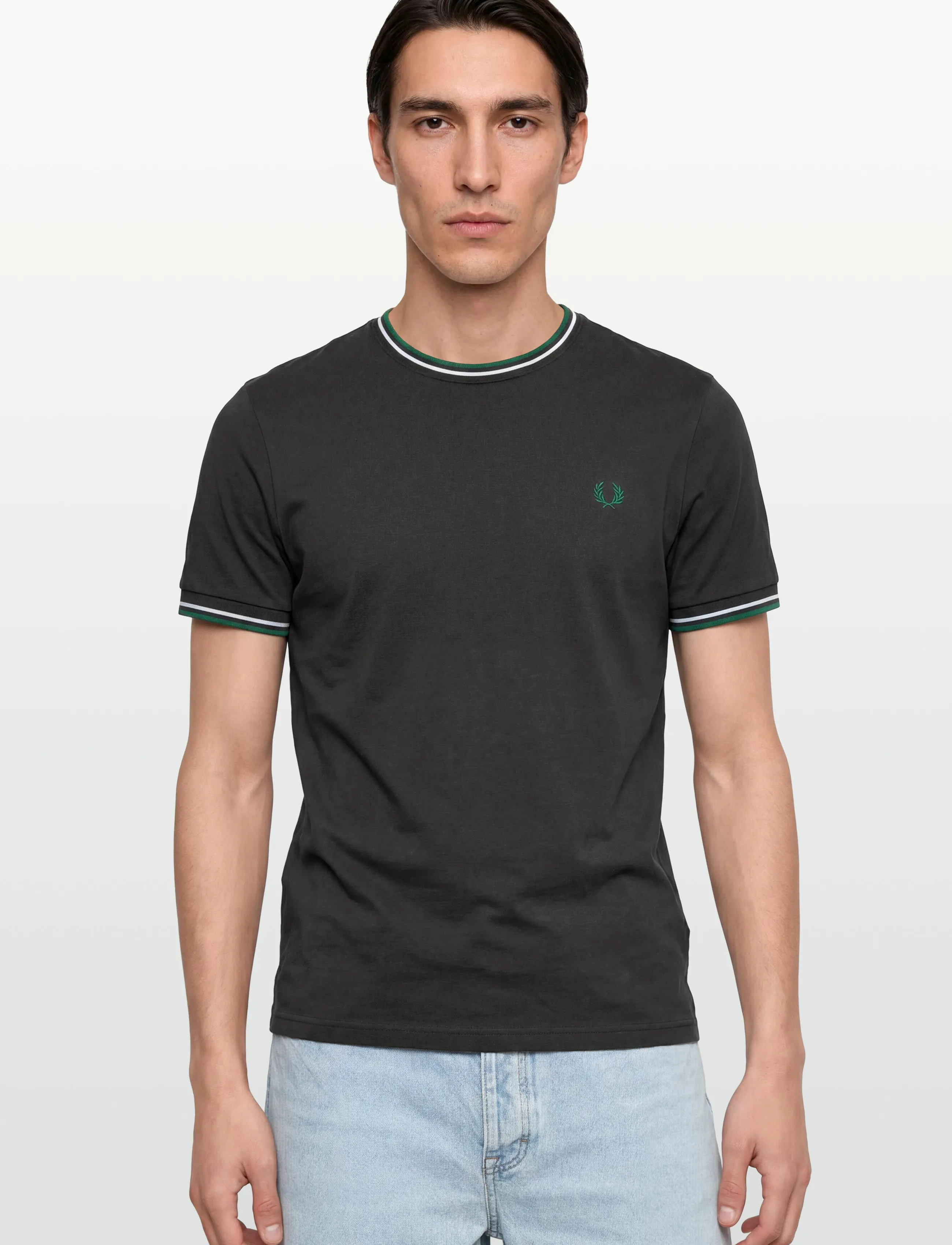 Fred Perry - TWIN TIPPED T-SHIRT - kurzärmelig - anchor grey / light ice / spor - 3