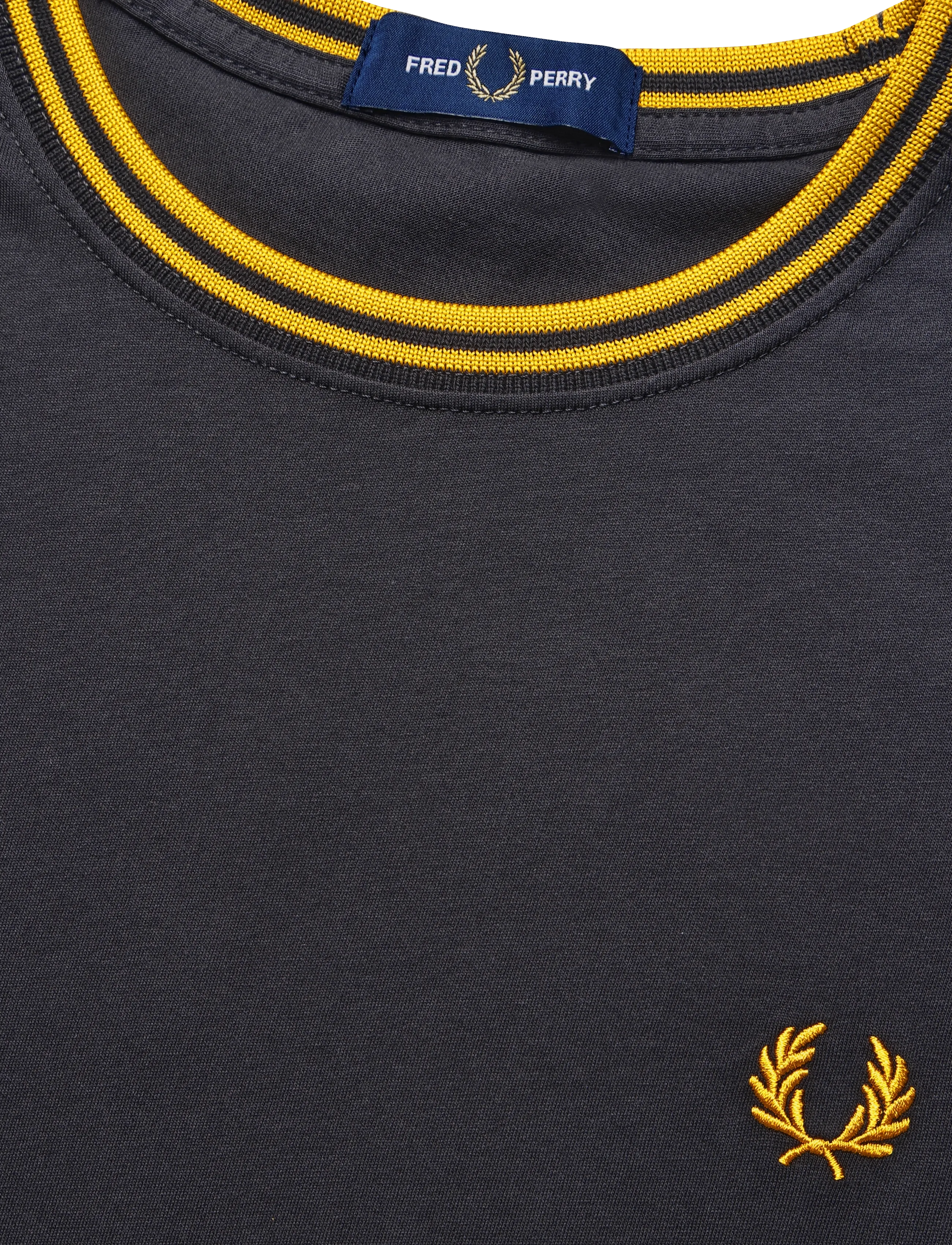 Fred Perry - TWIN TIPPED T-SHIRT - short-sleeved t-shirts - anchorgry/golden - 2