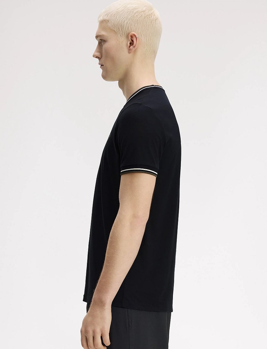 Fred Perry - TWIN TIPPED T-SHIRT - lühikeste varrukatega t-särgid - blk/ecr/lrlwgren - 3