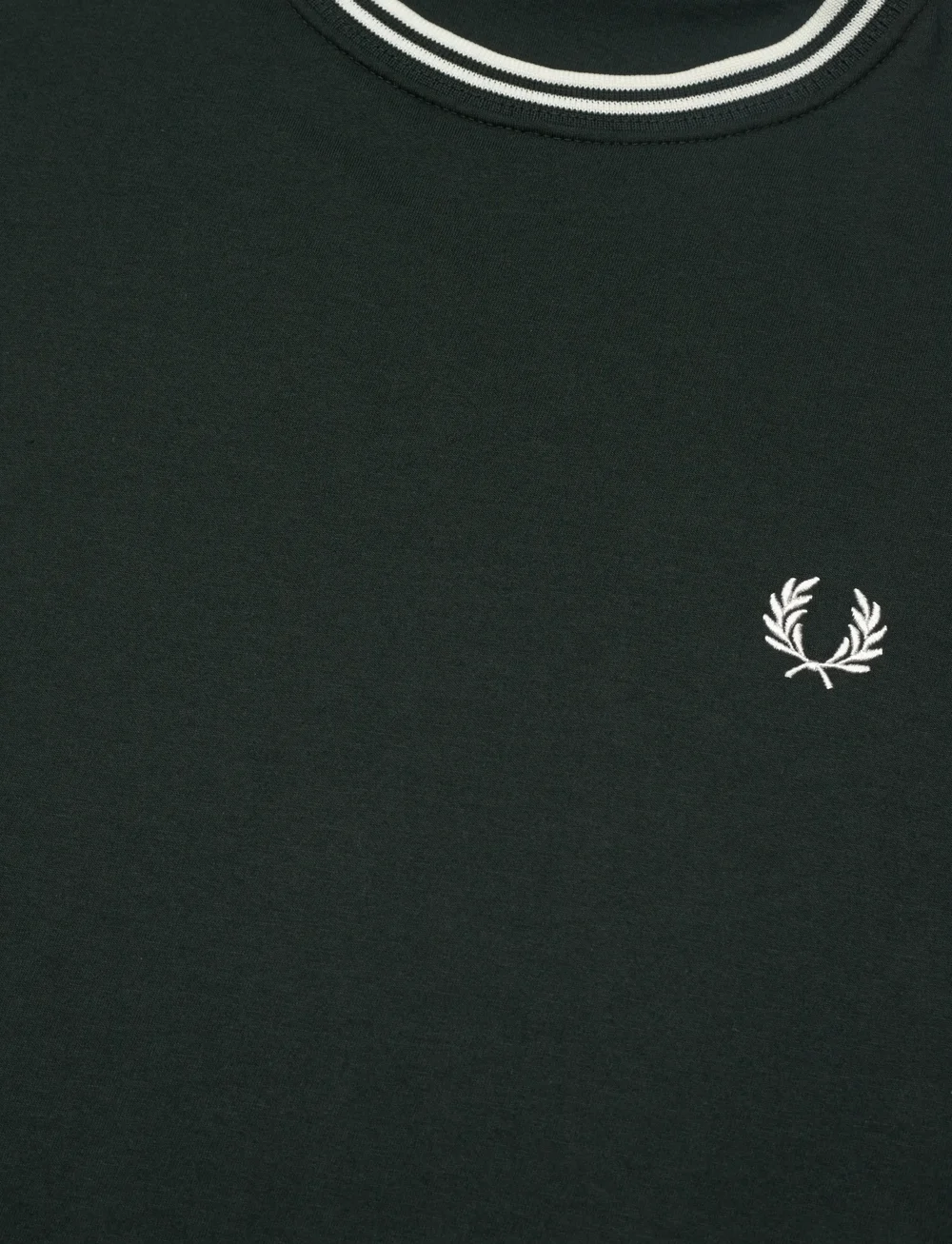 Fred Perry - TWIN TIPPED T-SHIRT - t-shirts - nightgreen/snwht - 2