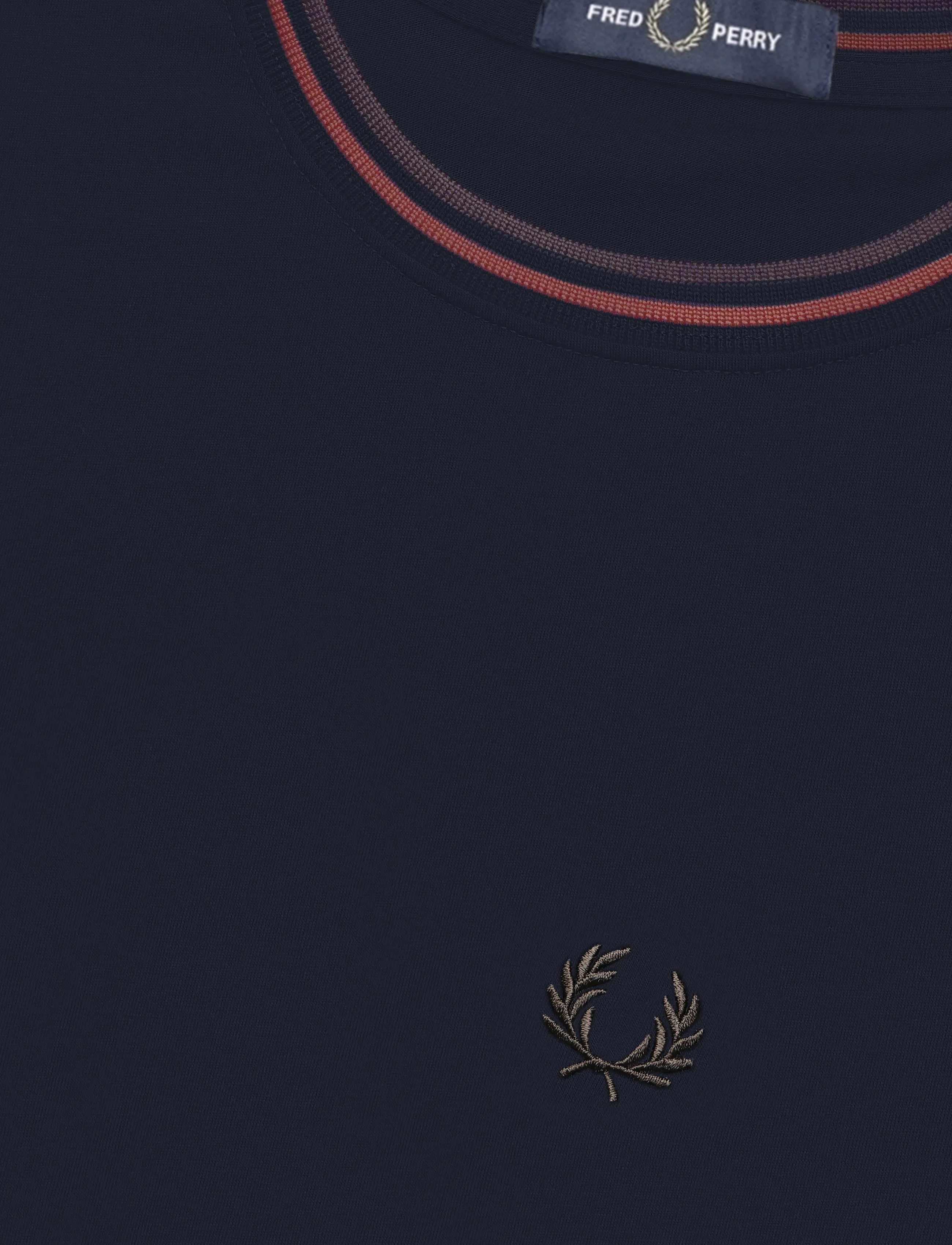 Fred Perry - TWIN TIPPED T-SHIRT - short-sleeved t-shirts - nvy/brndy/rchbrn - 2