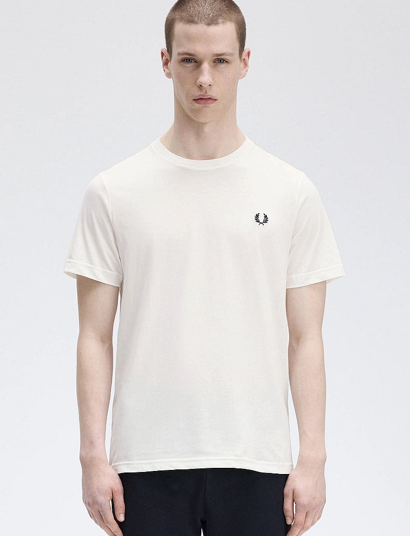 Fred Perry - CREW NECK T-SHIRT - kortærmede t-shirts - snow white - 0