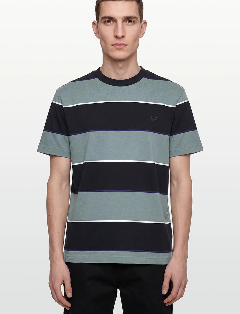 Fred Perry - STRIPED RELAXED T-SHIRT - kurzärmelig - stockport blue - 3