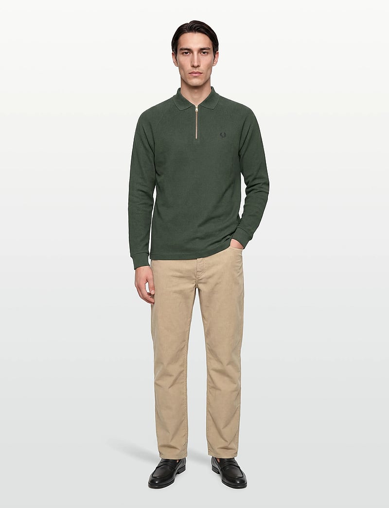 Fred Perry - DASH TAPED Z/N POLO SHIRT - langärmelig - court green - 0