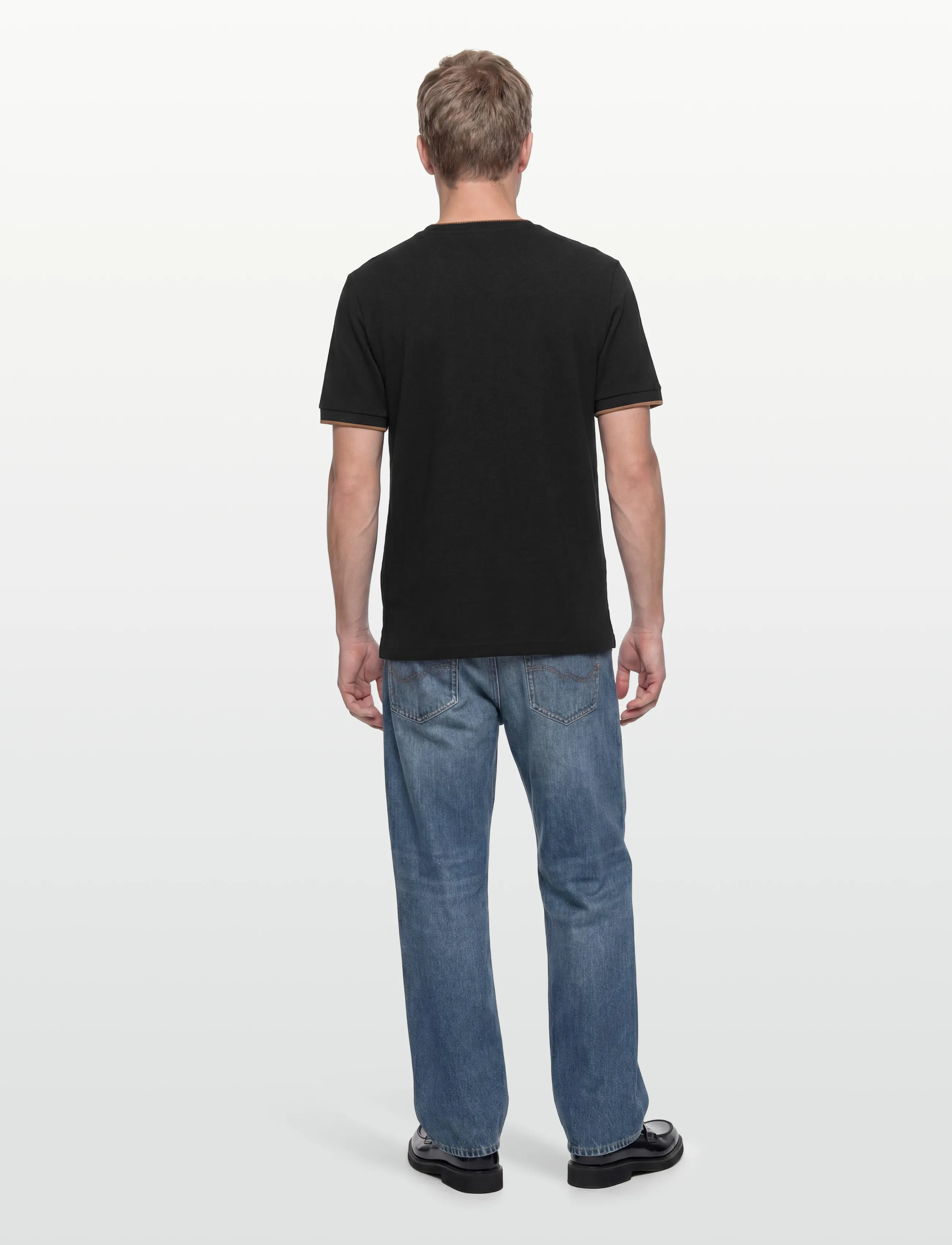 Fred Perry - POCKET DETAIL PIQUE T-SHIRT - kortærmede t-shirts - black - 4