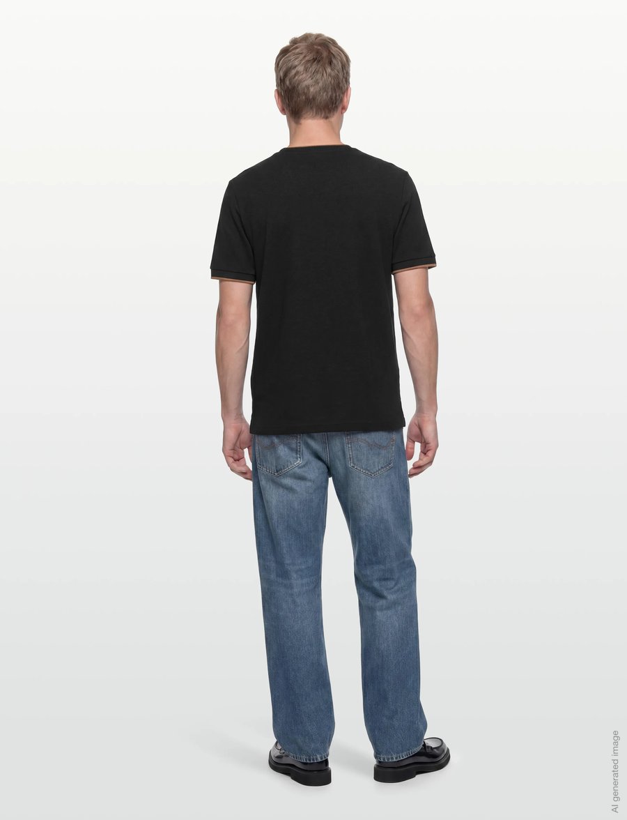 Fred Perry - POCKET DETAIL PIQUE T-SHIRT - kurzärmelige t-shirts - black - 4