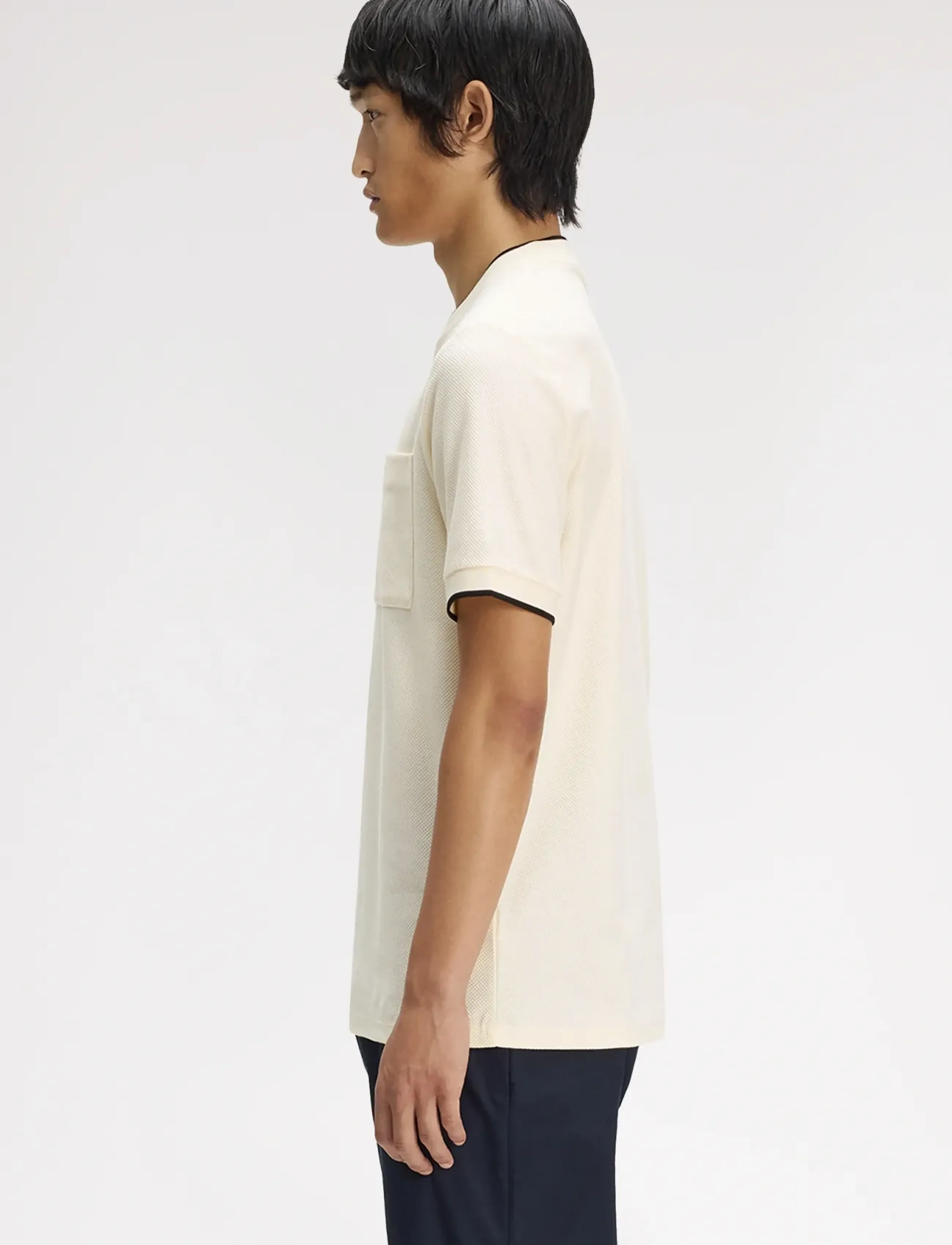 Fred Perry - POCKET DETAIL PIQUE T-SHIRT - kurzärmelige t-shirts - ecru - 3