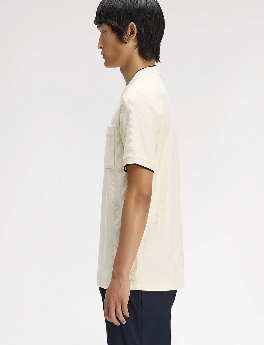 Fred Perry - POCKET DETAIL PIQUE T-SHIRT - kurzärmelige t-shirts - ecru - 3