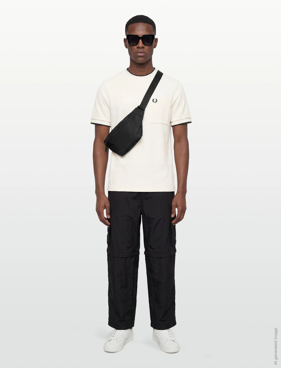 Fred Perry - POCKET DETAIL PIQUE T-SHIRT - kurzärmelige t-shirts - snow white - 0