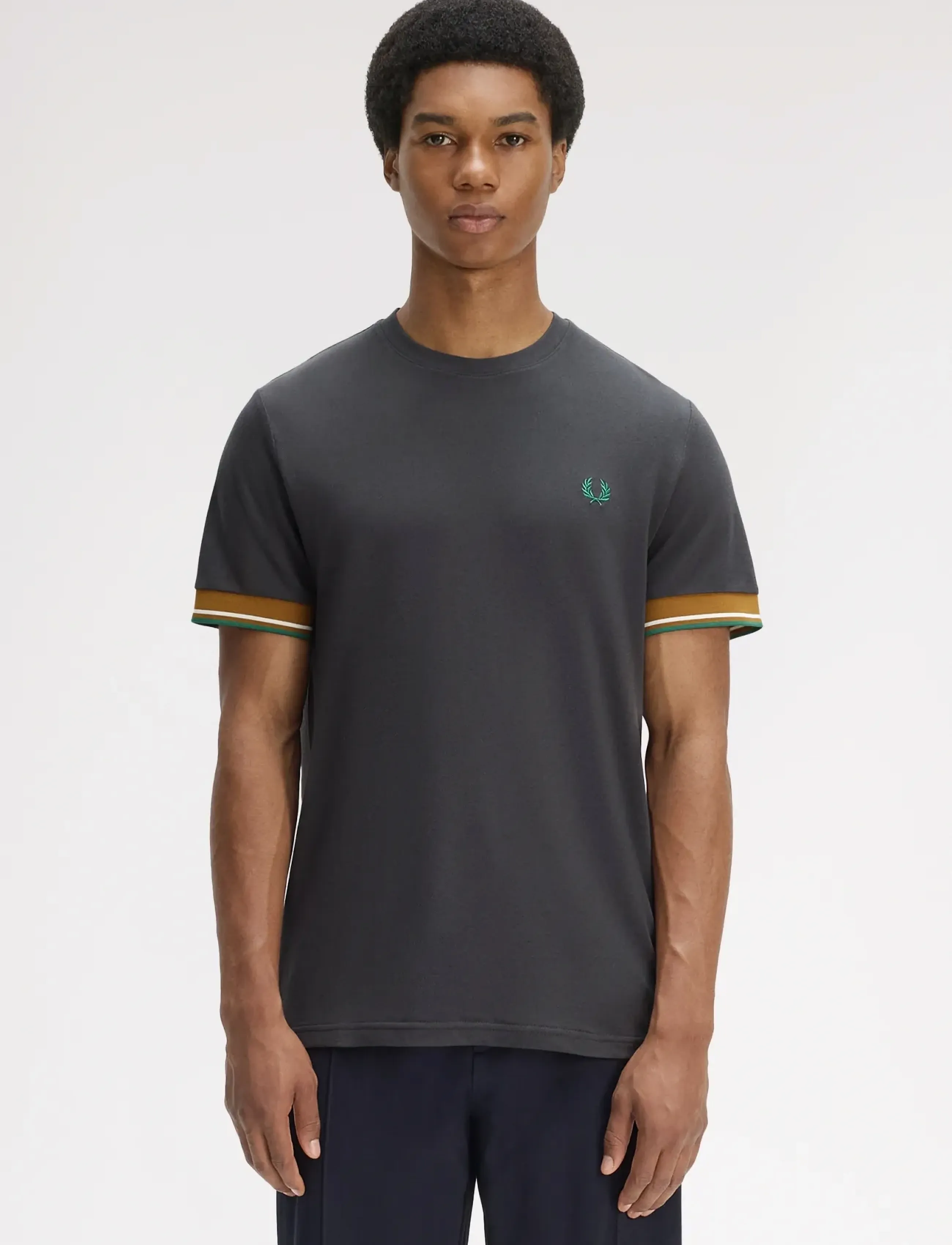 Fred Perry Twin Tipped Cuff Tee, M, T-shirts, Grau - Short-sleeved, Männerswear