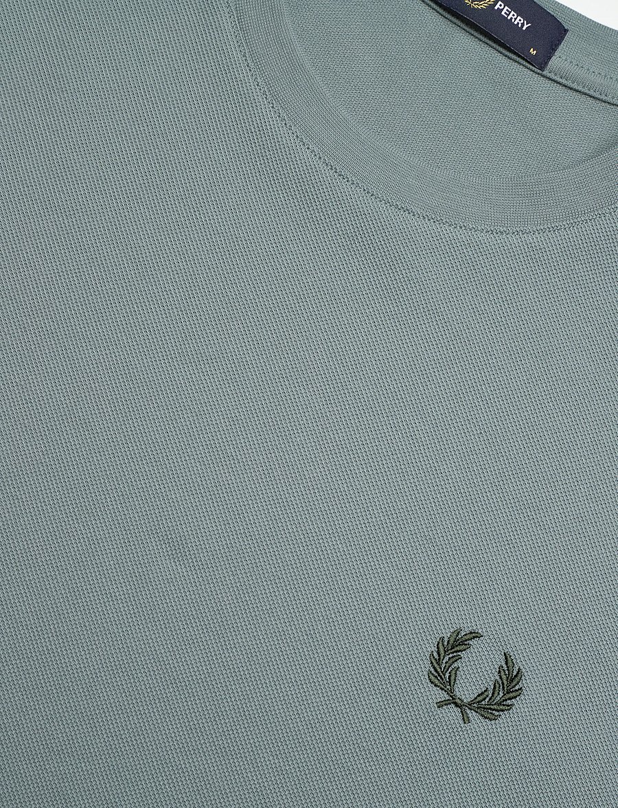 Fred Perry - TWIN TIPPED CUFF T-SHIRT - kortärmade t-shirts - stockport blue - 5