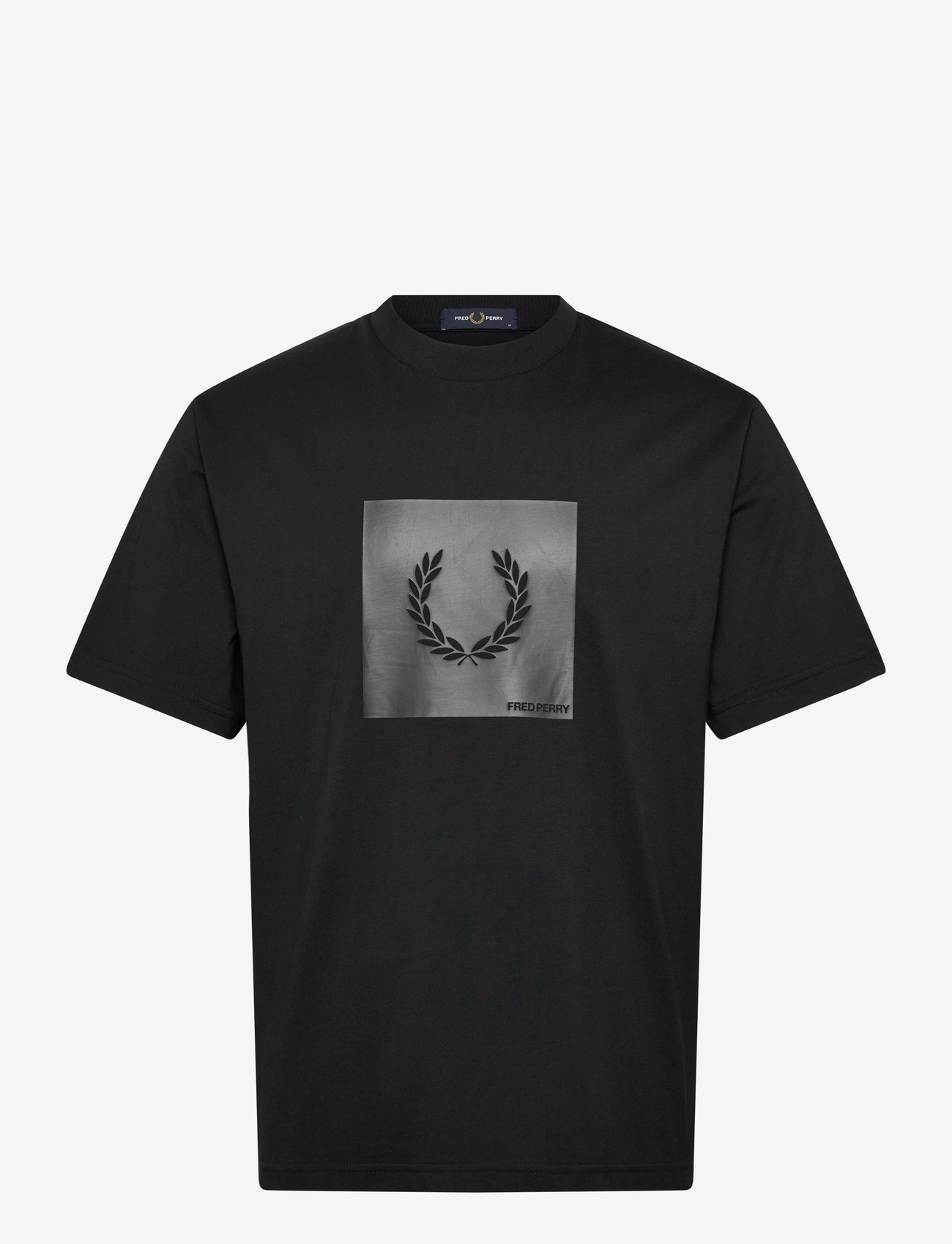 Fred Perry - BOX GRAPHIC T-SHIRT - kurzärmelig - black - 0