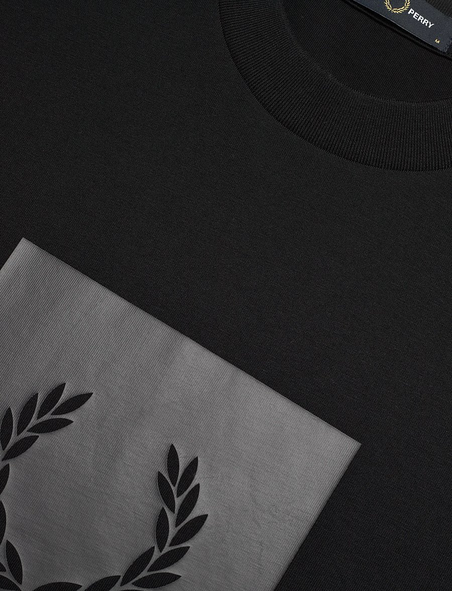 Fred Perry - BOX GRAPHIC T-SHIRT - lühikeste varrukatega t-särgid - black - 5
