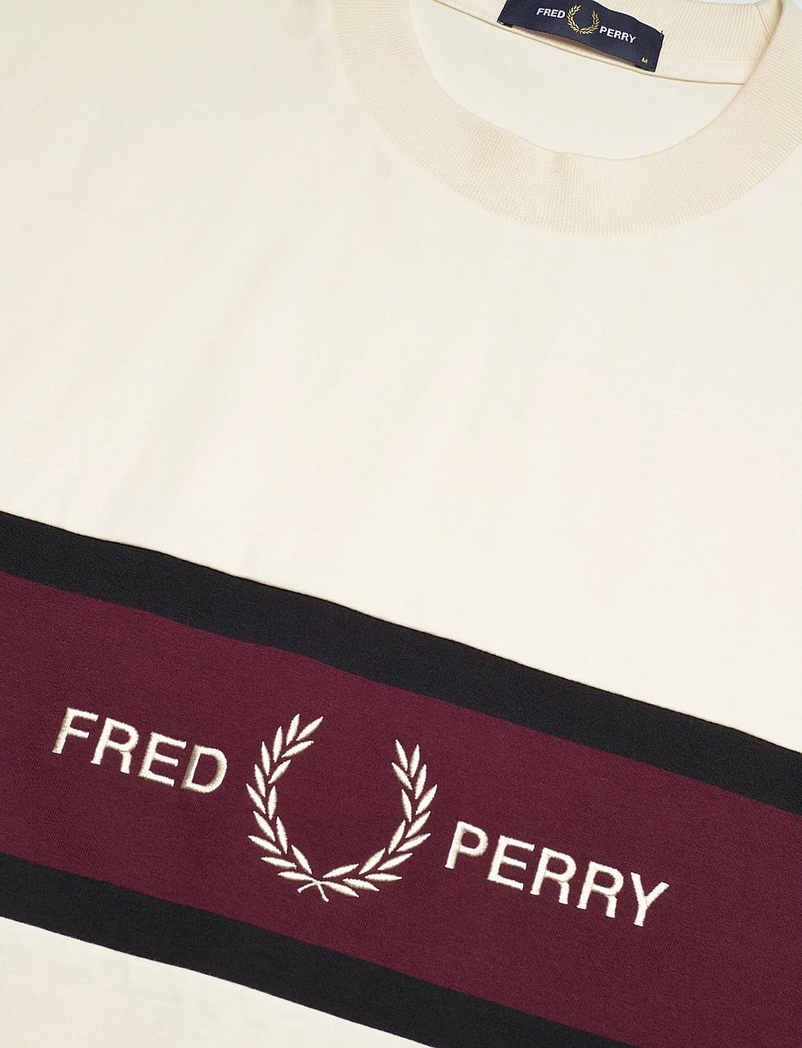 Fred Perry - EMBROIDERED PANEL TEE - kortärmade t-shirts - ecru - 5