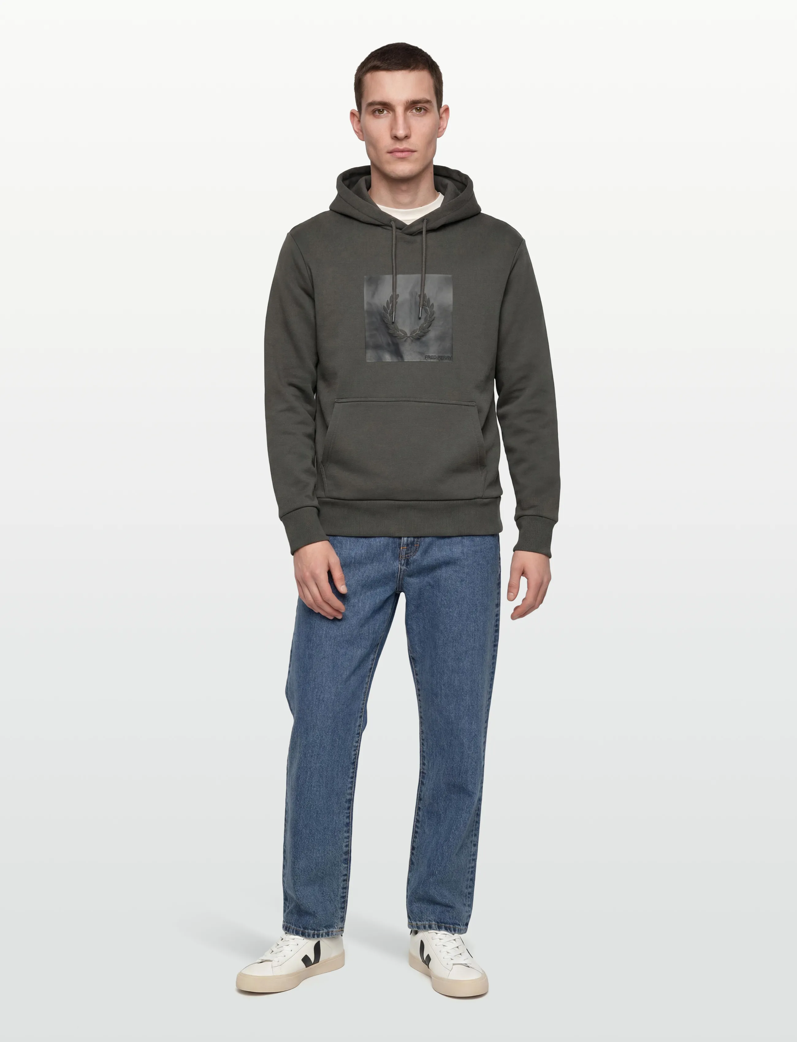 Fred Perry BOX GRAPHIC HOODED SWEATSH - Clothing - FIELD GRN/BLACK / grey
