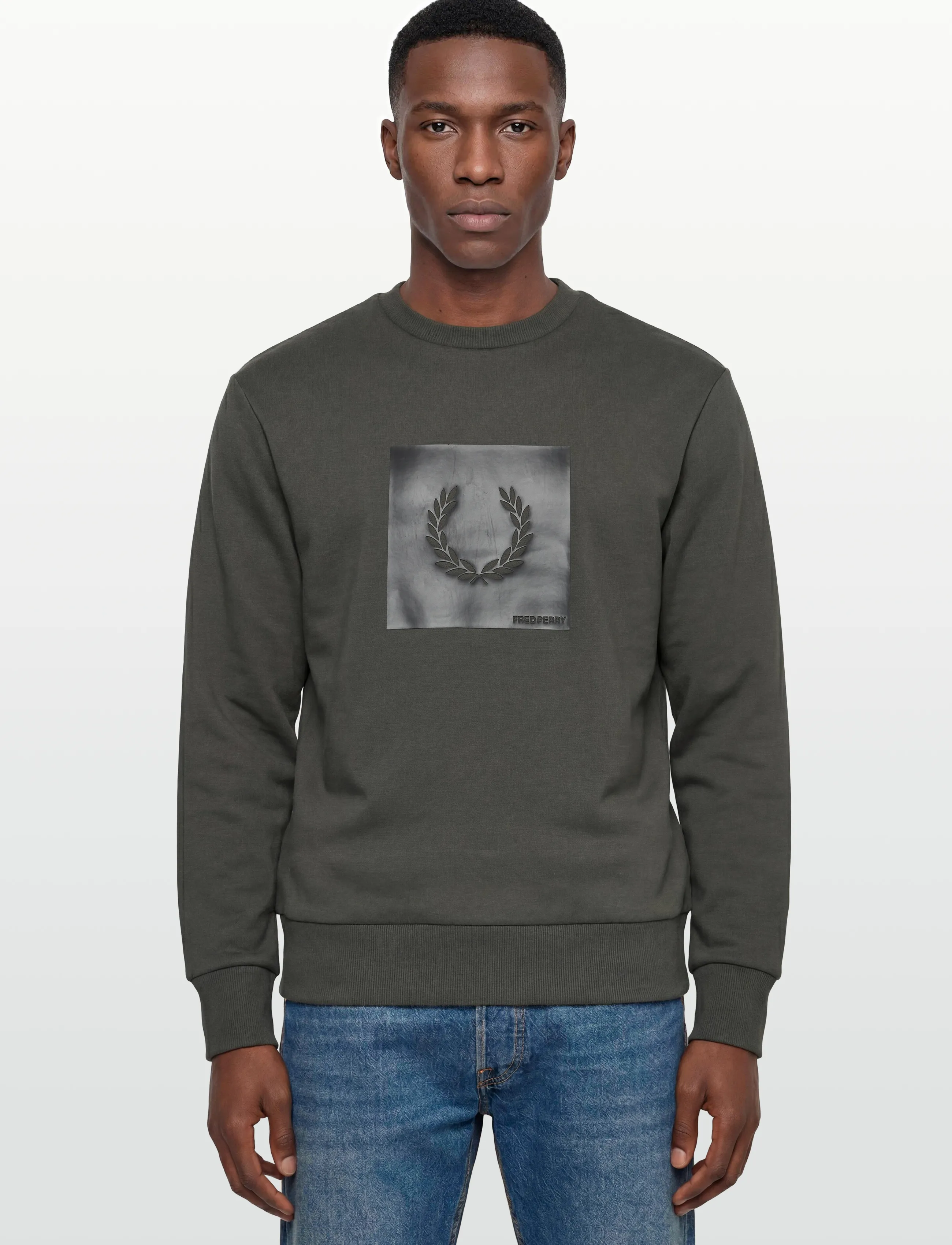 Fred Perry - BOX GRAPHIC SWEATSHIRT - sweatshirts - field grn/black - 3