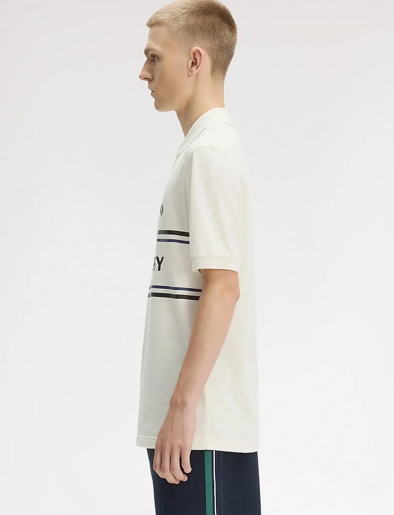 Fred Perry - FP GRAPHIC POLO SHIRT - kurzärmelig - ecru - 3