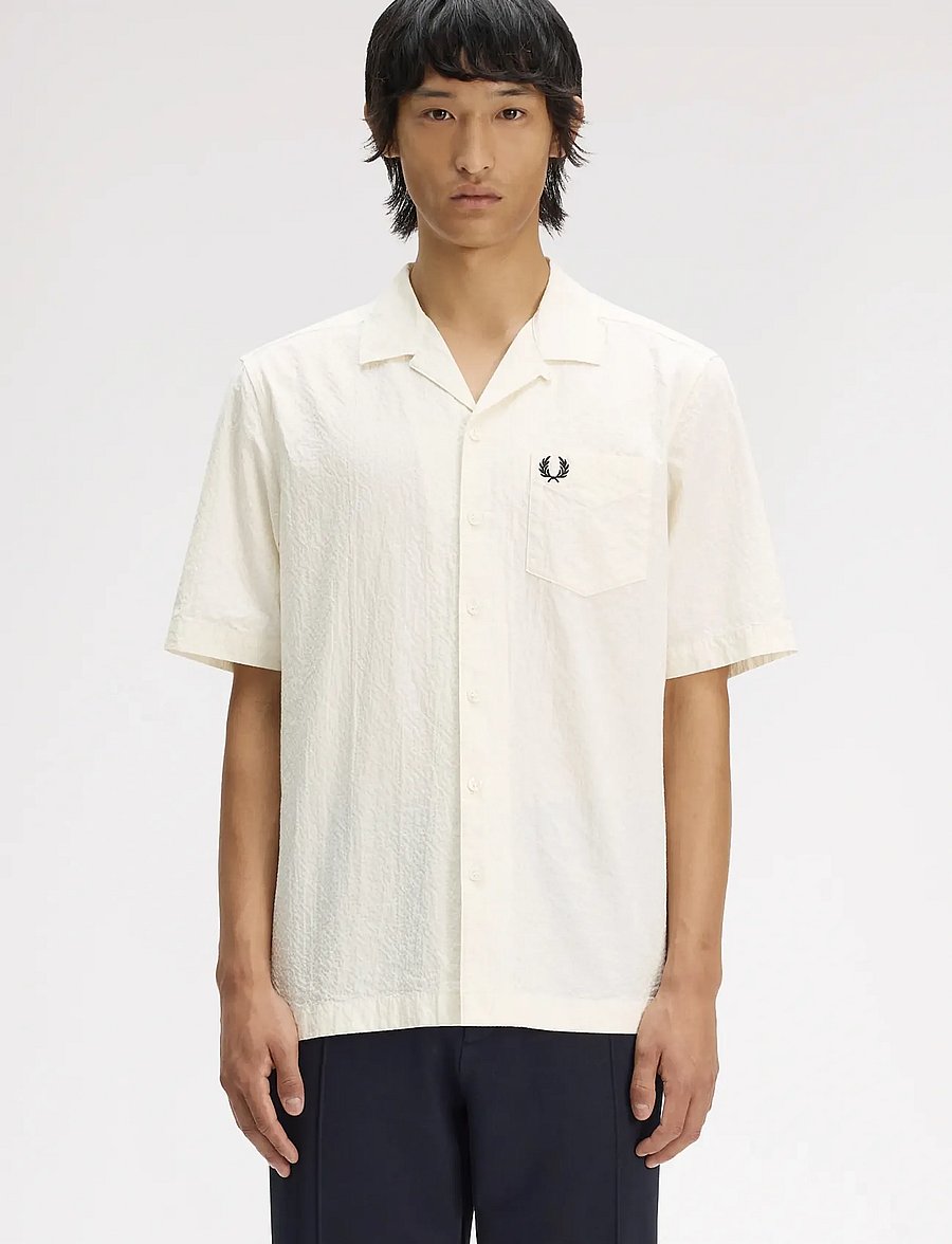 Fred Perry - SEERSUCKER REVERE COLLAR SHIRT - krekli ar īsām piedurknēm - ecru - 0