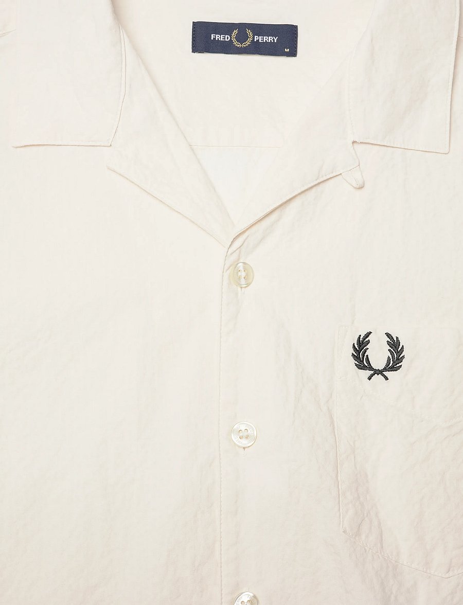 Fred Perry - SEERSUCKER REVERE COLLAR SHIRT - krekli ar īsām piedurknēm - ecru - 4