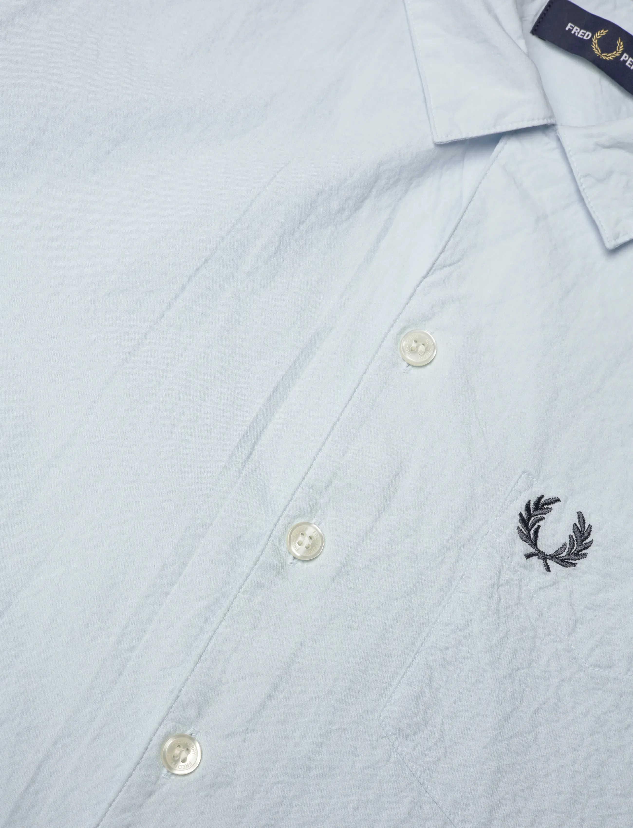 Fred Perry - SEERSUCKER REVERE COLLAR SHIRT - kortærmede skjorter - light ice - 5