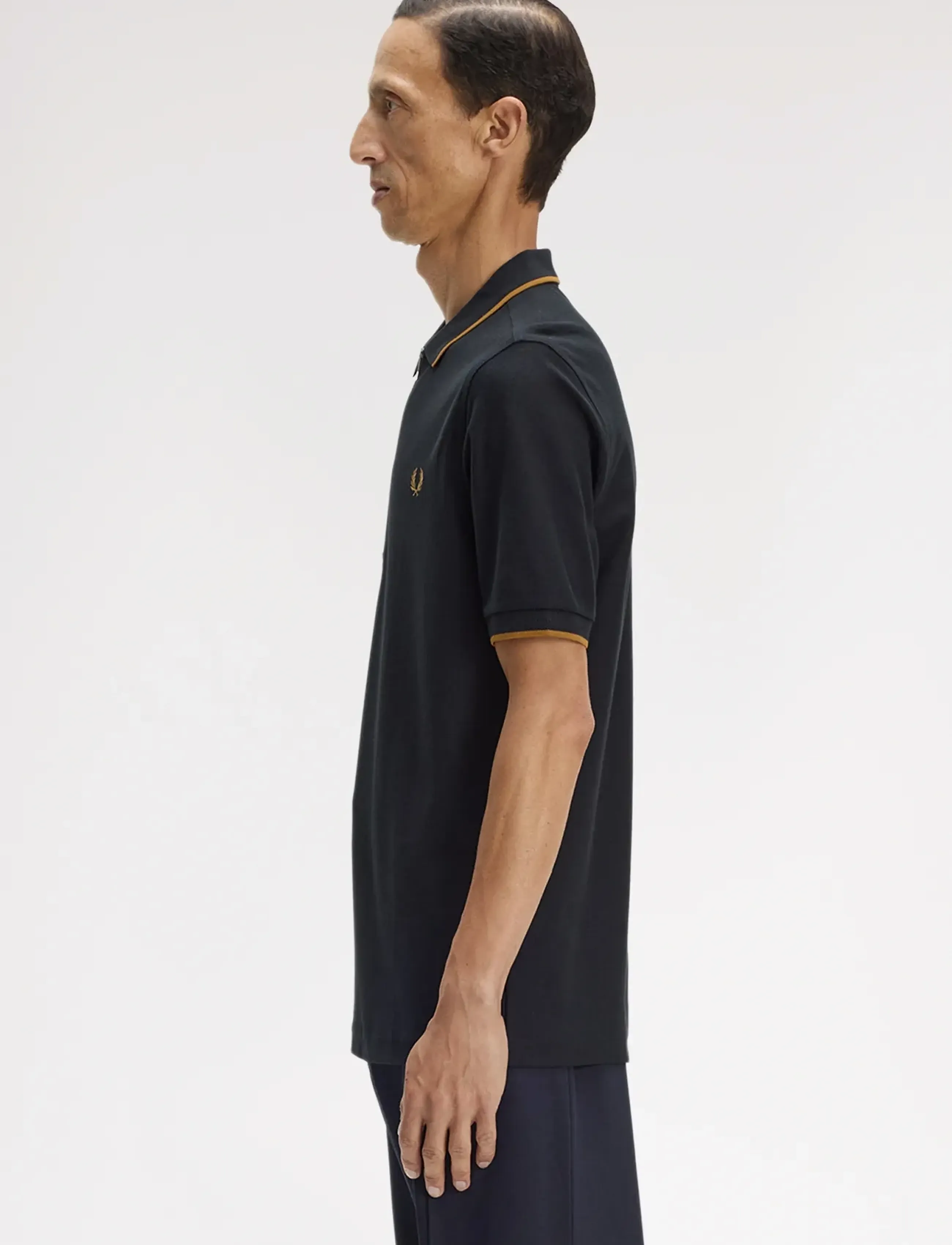 Fred Perry - CREPE PIQUE POLO SHIRT - lühikeste varrukatega polod - black - 3