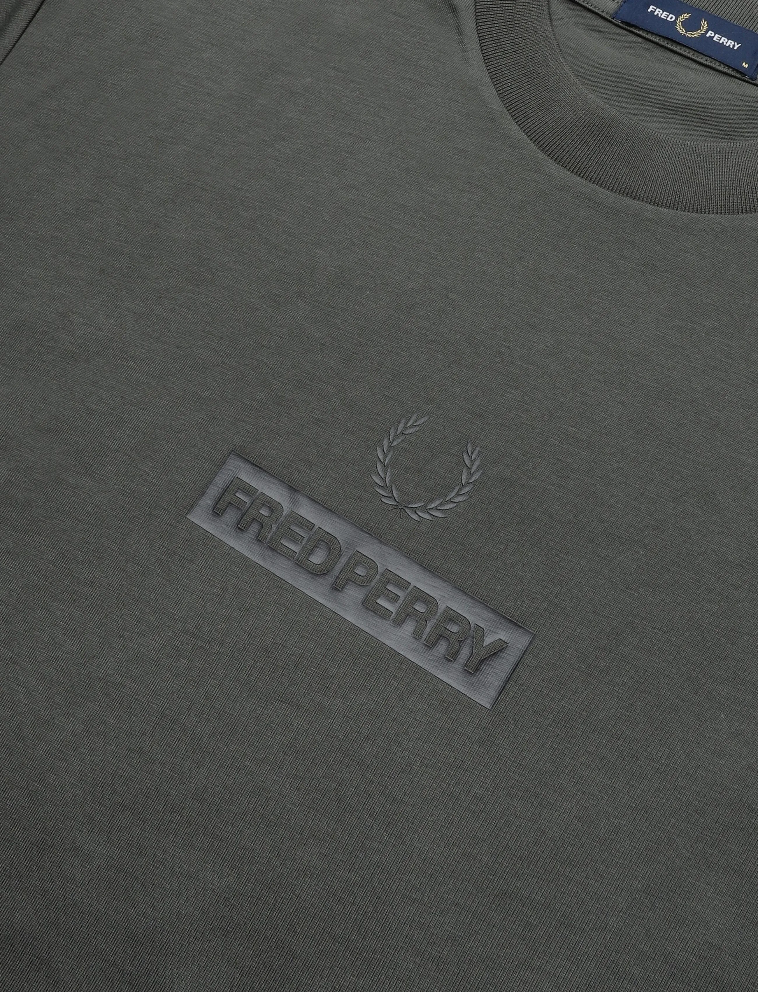 Fred Perry - FRED PERRY GRAPHIC T-SHIRT - short-sleeved t-shirts - field green - 4