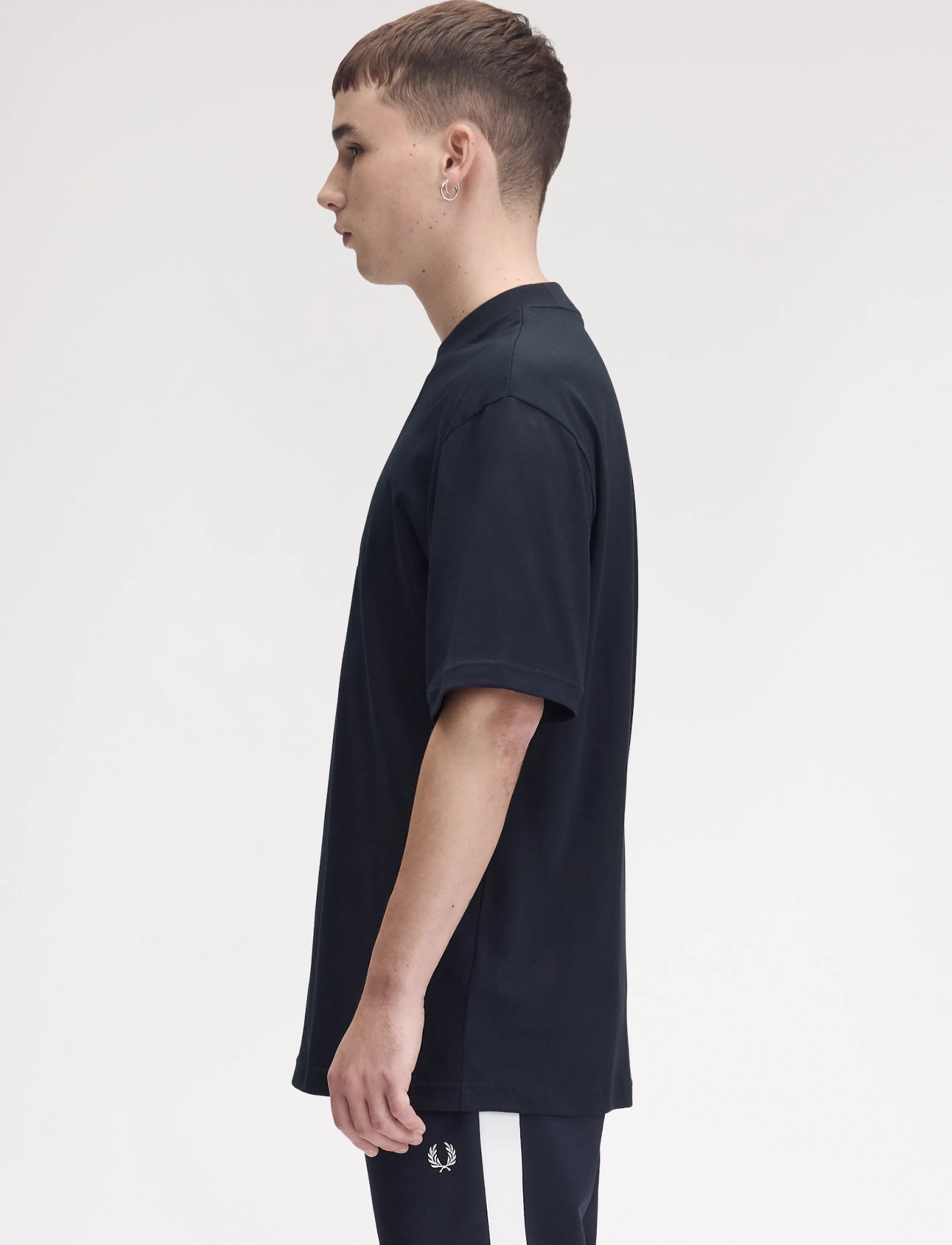 Fred Perry - FRED PERRY GRAPHIC T-SHIRT - lühikeste varrukatega t-särgid - navy - 3