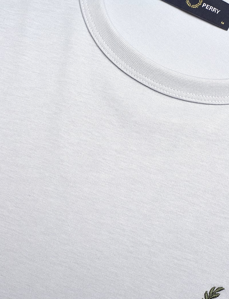 Fred Perry - RINGER T-SHIRT - kurzärmelig - dusky blue - 4