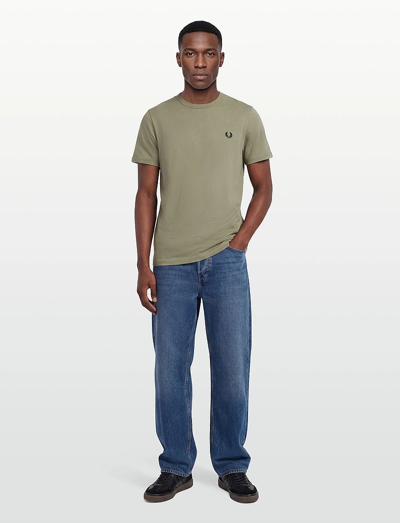 Fred Perry - RINGER T-SHIRT - kurzärmelig - seagrass - 0