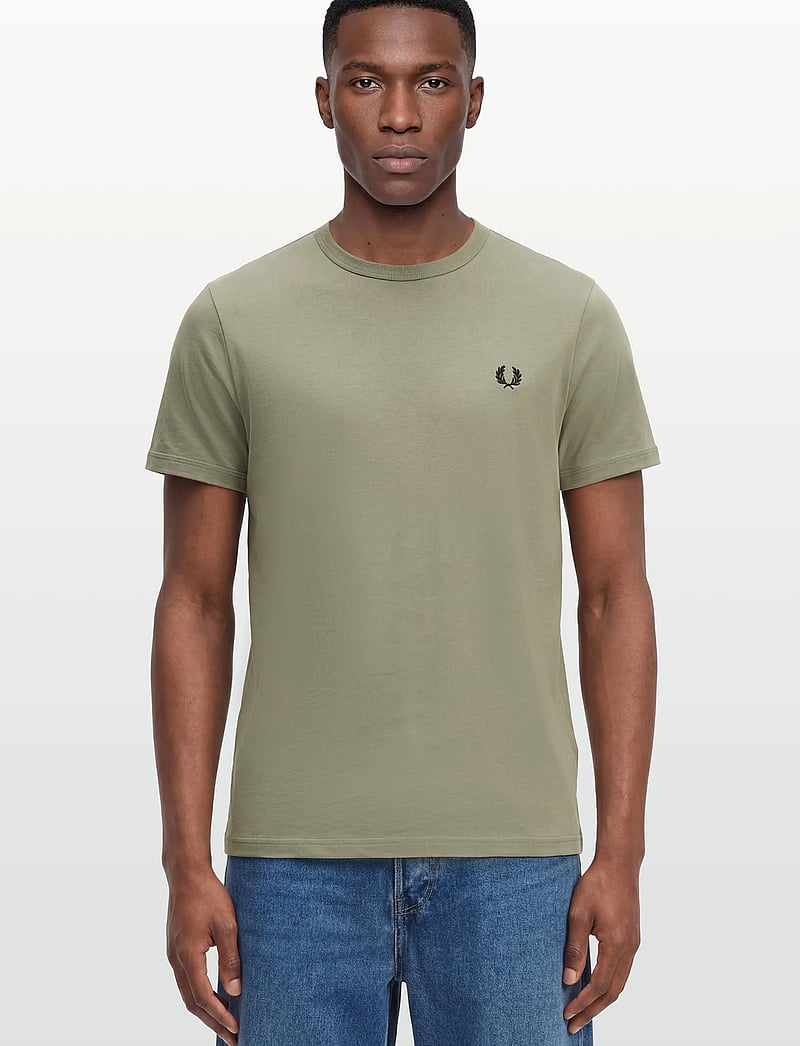 Fred Perry - RINGER T-SHIRT - kurzärmelig - seagrass - 3