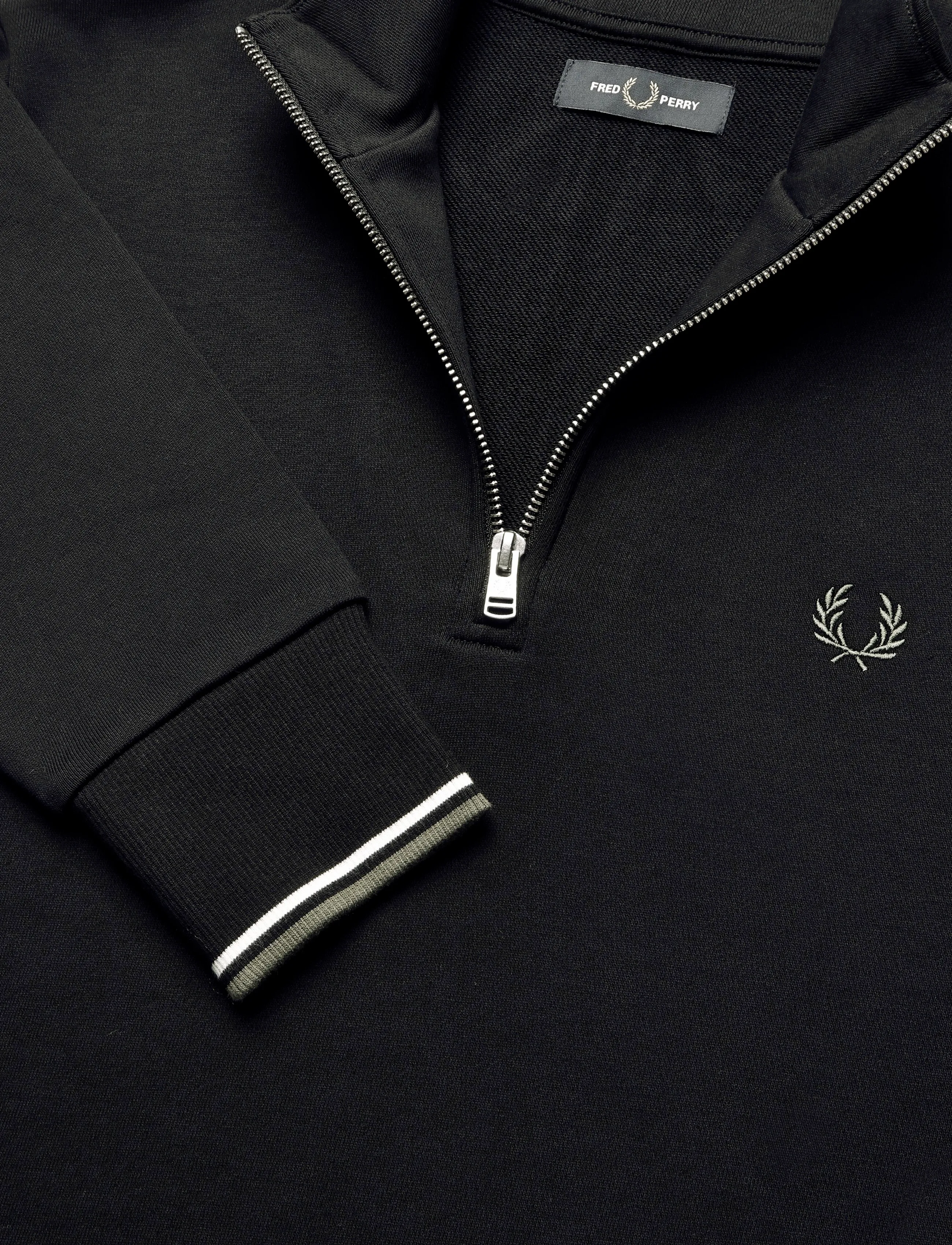 Fred Perry - HALF ZIP SWEATSHIRT - shop by occasion - blk/ecr/lrlwgren - 2