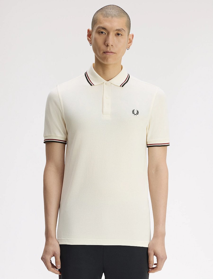 Fred Perry - TWIN TIPPED FP SHIRT - kurzärmelig - ecr/brndy/ngreen - 0