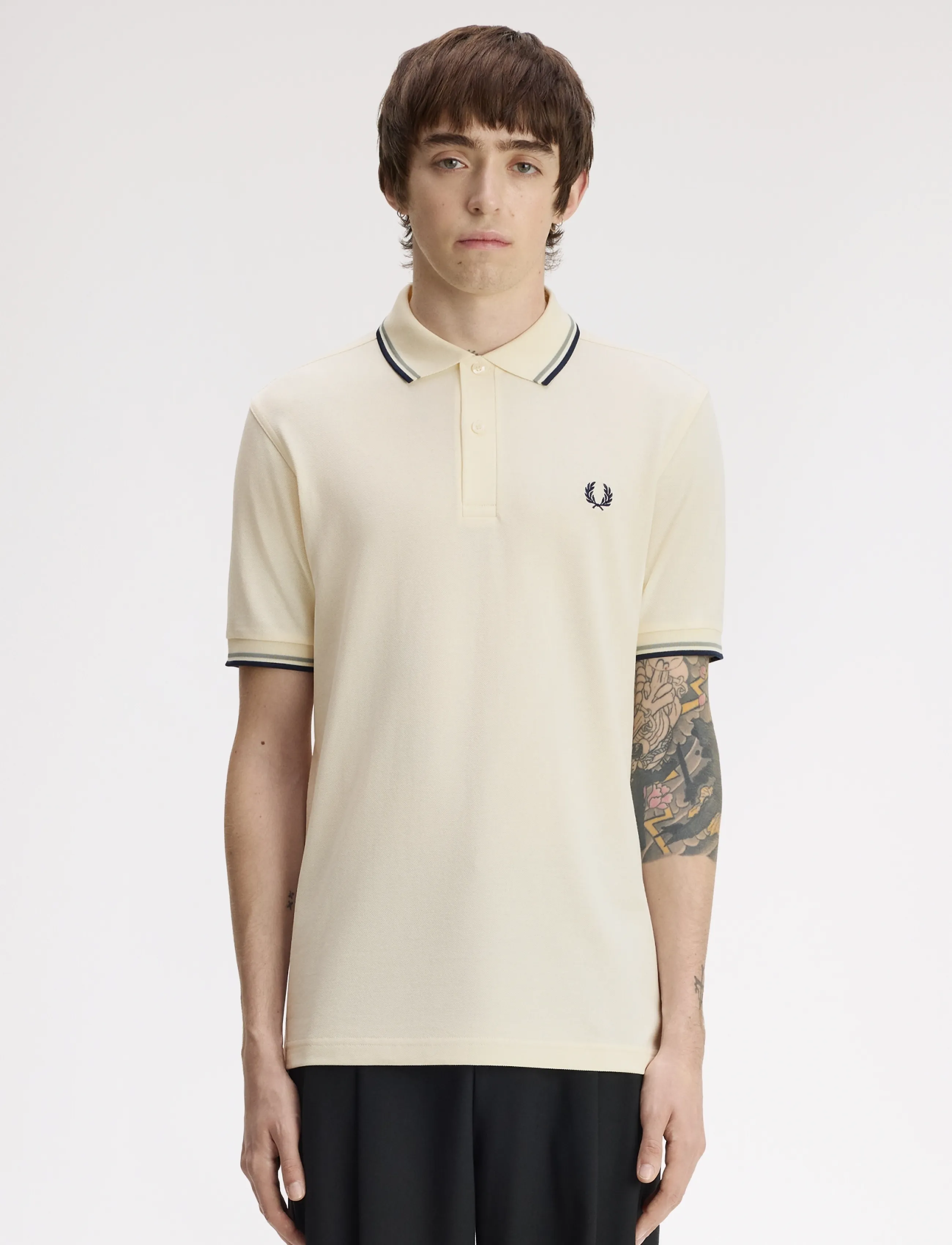Fred Perry TWIN TIPPED FP SHIRT - Koszulki Polo - ECR/SEAGRS/DKAIR / cream