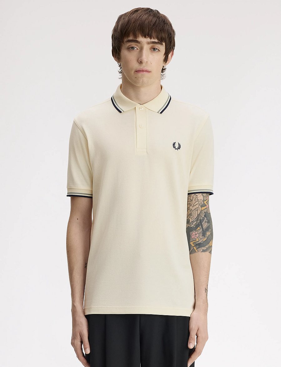 Fred Perry - TWIN TIPPED FP SHIRT - lühikeste varrukatega polod - ecr/seagrs/dkair - 0