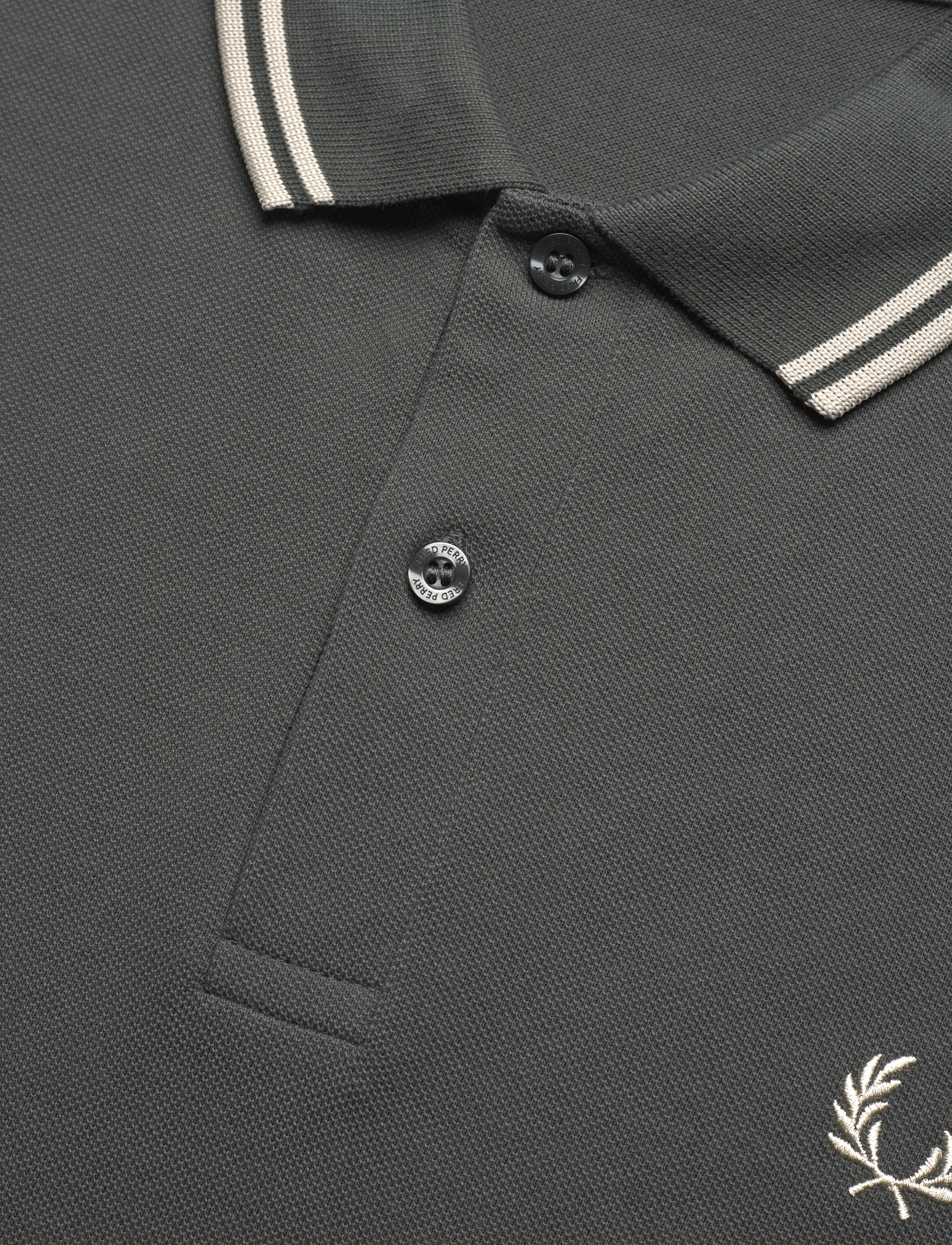 Fred Perry - TWIN TIPPED FP SHIRT - kurzärmelig - fieldgreen/oatme - 2