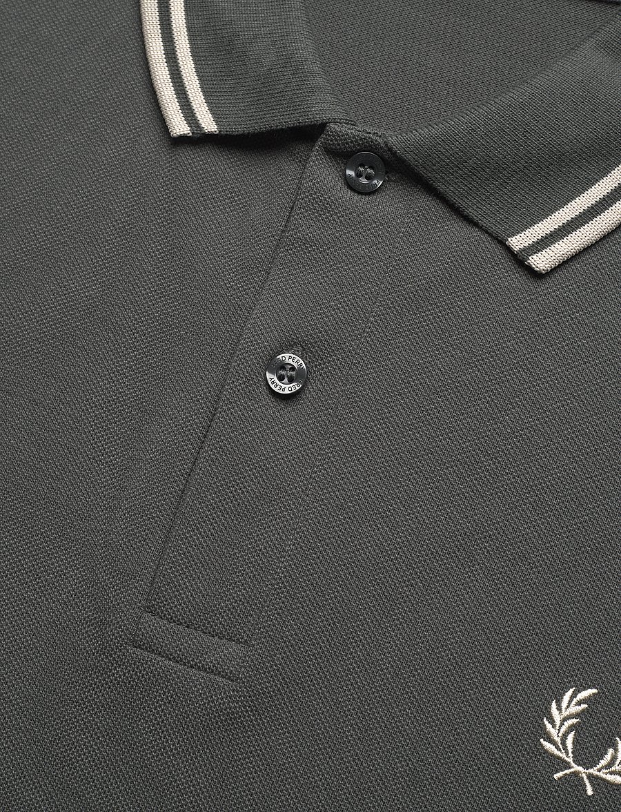Fred Perry - TWIN TIPPED FP SHIRT - kurzärmelig - fieldgreen/oatme - 2