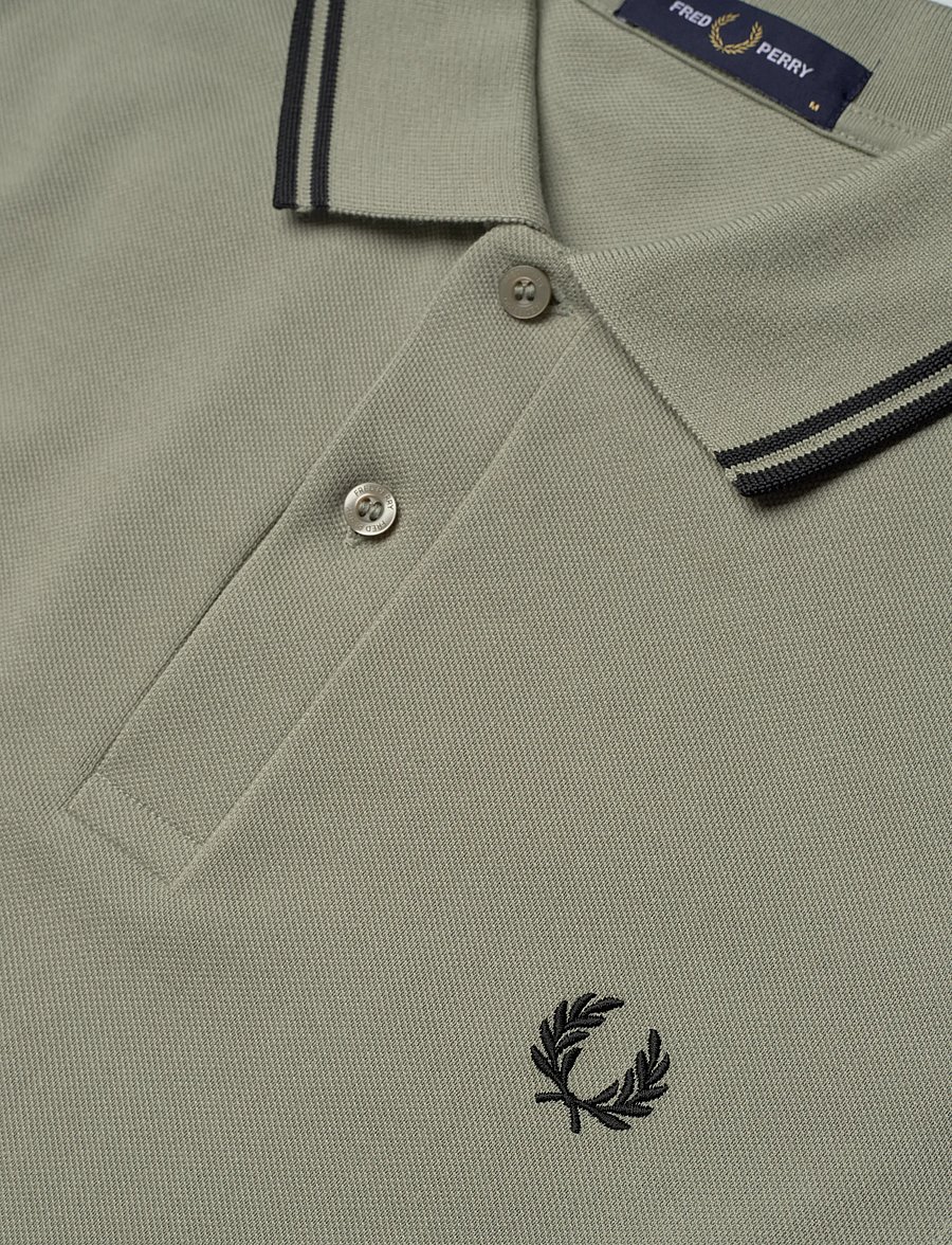 Fred Perry - TWIN TIPPED FP SHIRT - korte mouwen - seagrass/black - 5