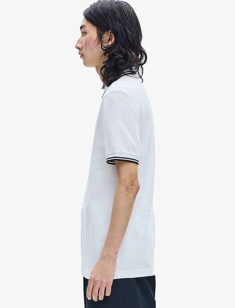 Fred Perry - TWIN TIPPED FP SHIRT - kortärmade pikéer - white - 3