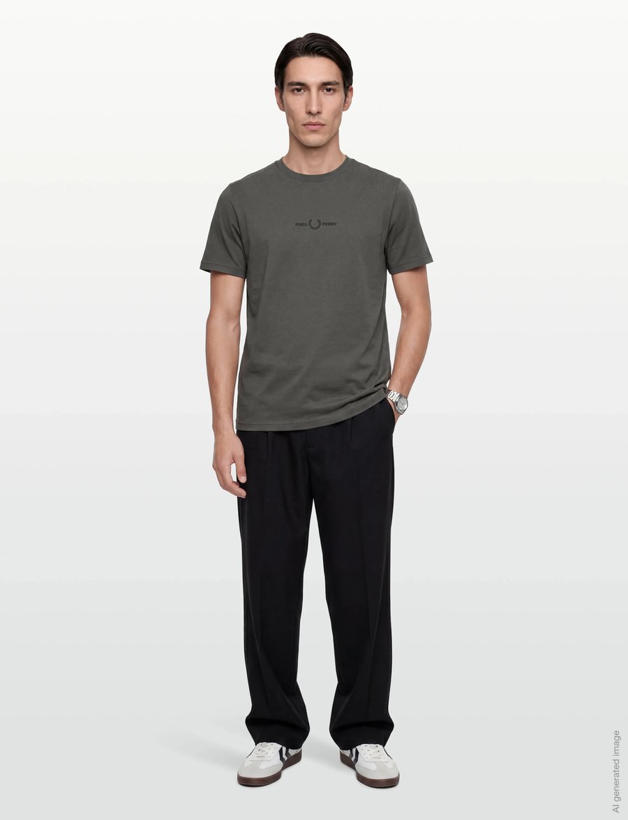 Fred Perry - EMBROIDERED T-SHIRT - kurzärmelig - field green - 0