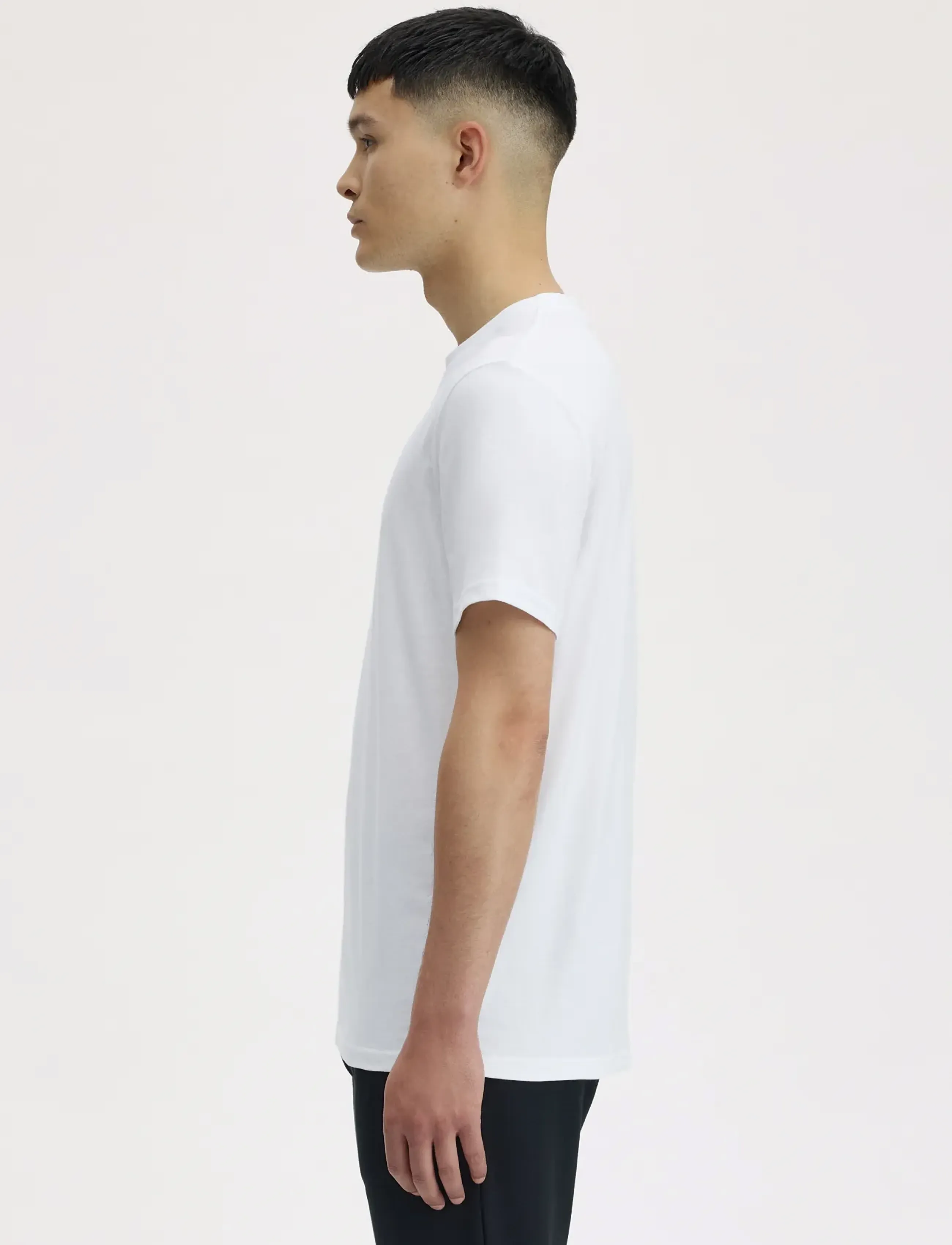 Fred Perry - EMBROIDERED T-SHIRT - kurzärmelig - white - 2