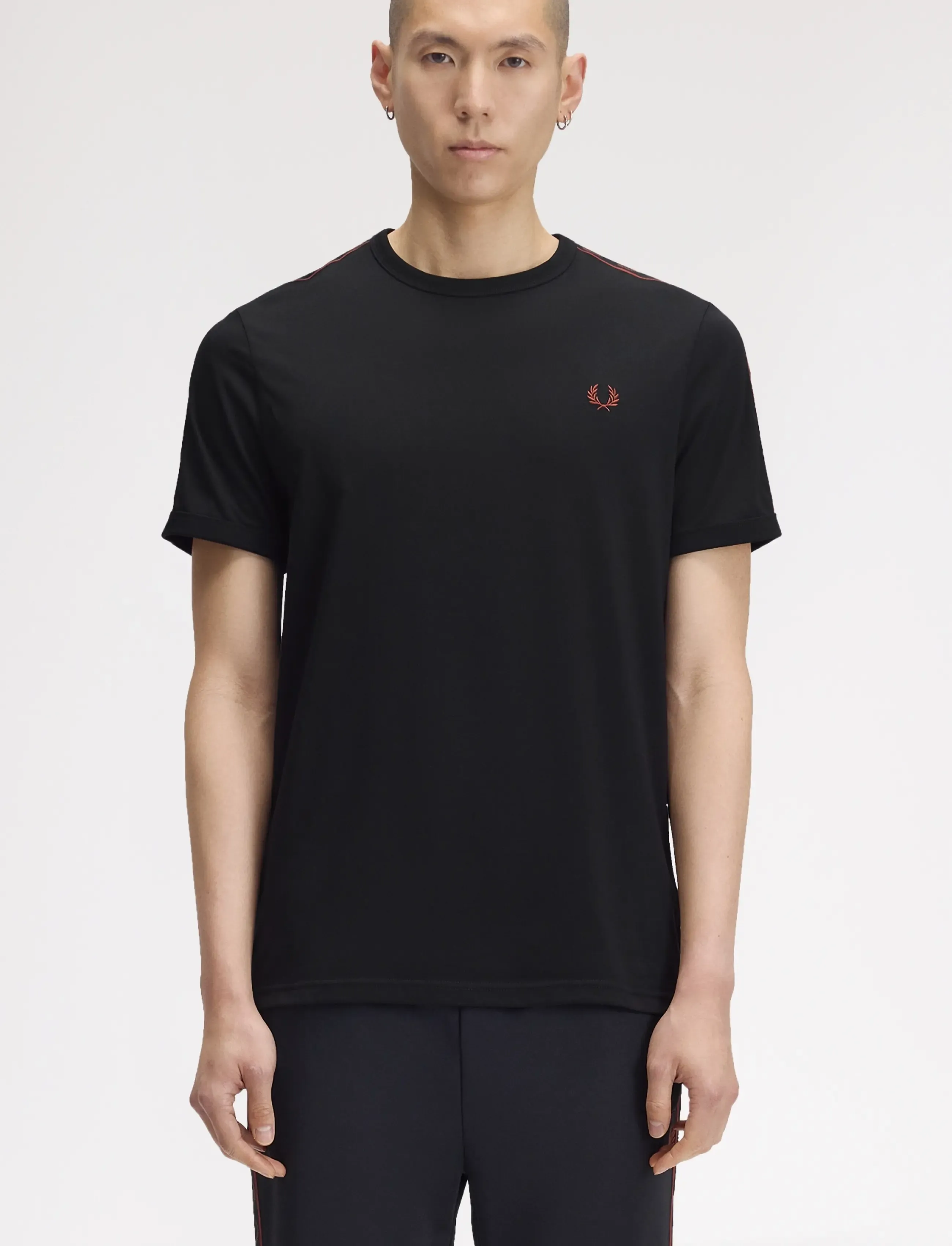 Fred Perry CONTRAST TAPE RINGER TEE - Fred Perry - BLACK / black