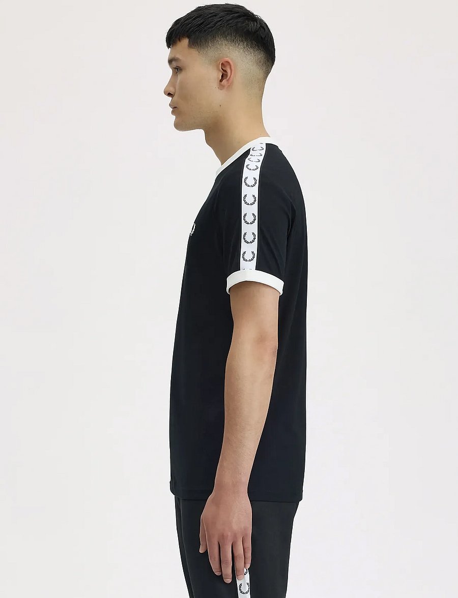 Fred Perry - TAPED RINGER T-SHIRT - kurzärmelig - black - 3