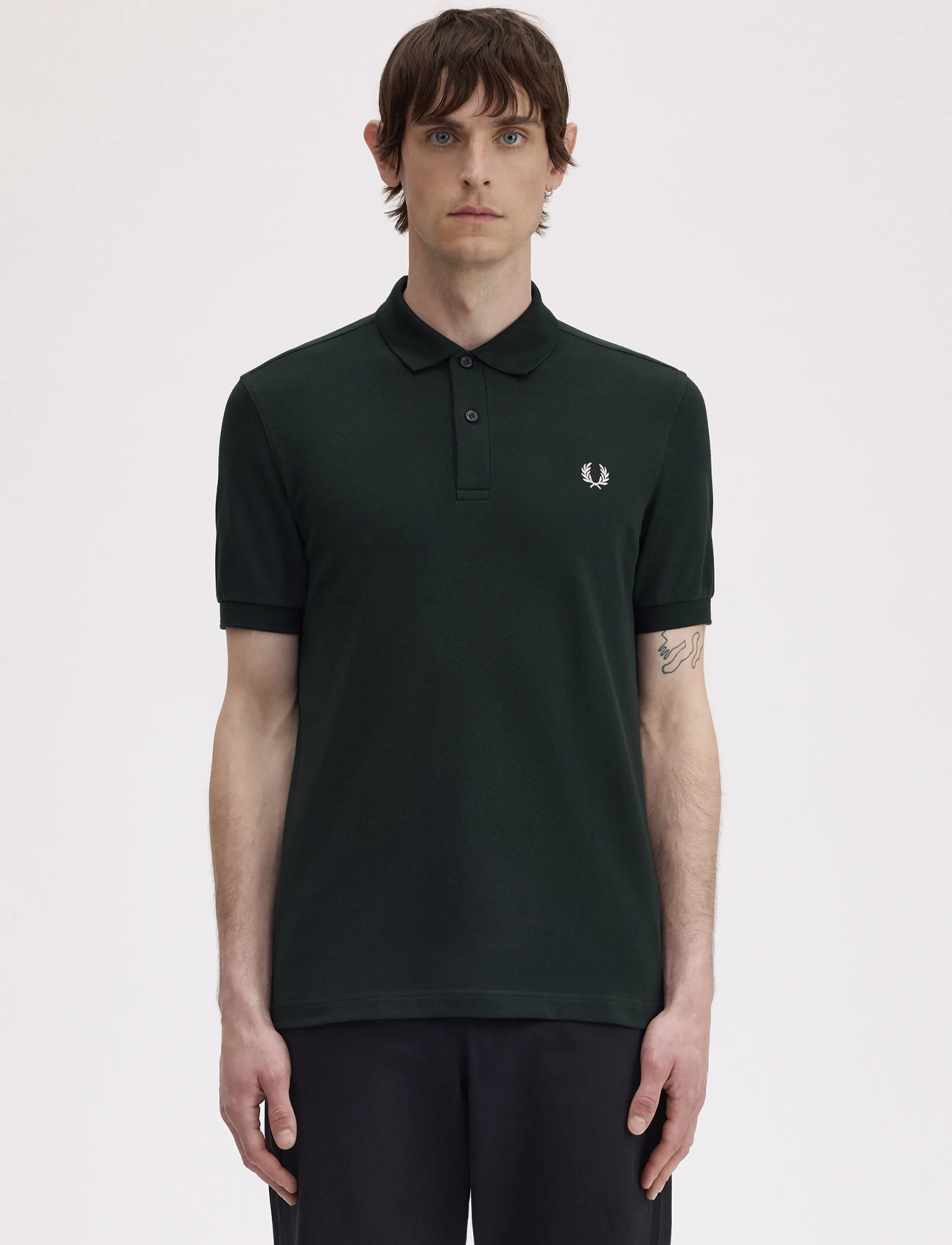 Fred Perry THE FRED PERRY SHIRT - Kurzärmelig - NIGHTGREEN/SNWHT / green