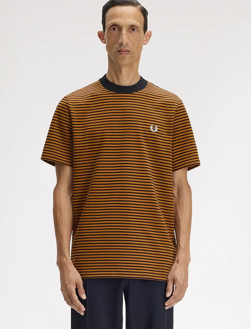 Fred Perry - FINE STRIPE HEAVYWEIGHT TSHIRT - kortærmede t-shirts - black - 0