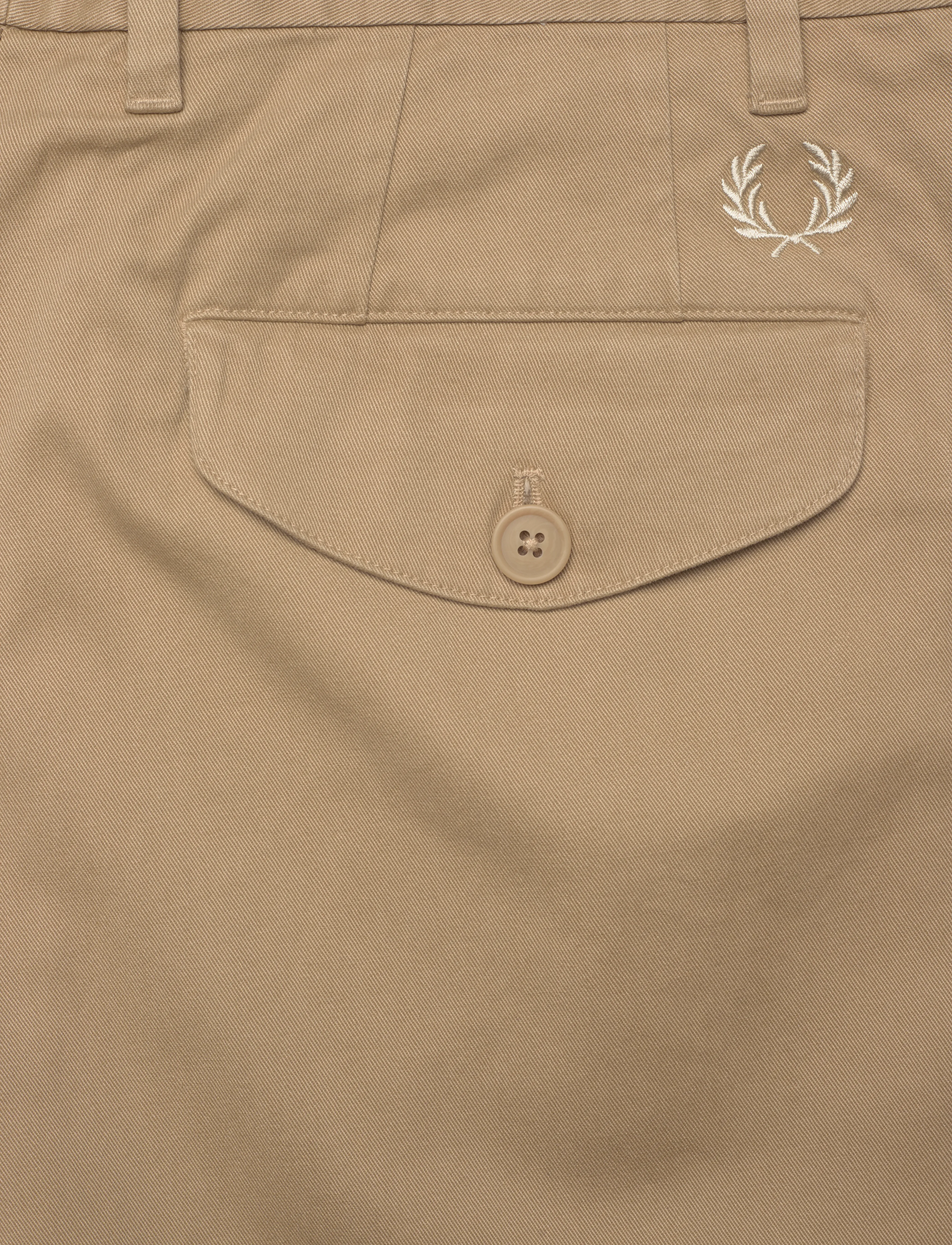 Fred Perry - LONG PLEATED SHORT - chinos shorts - warm stone - 4