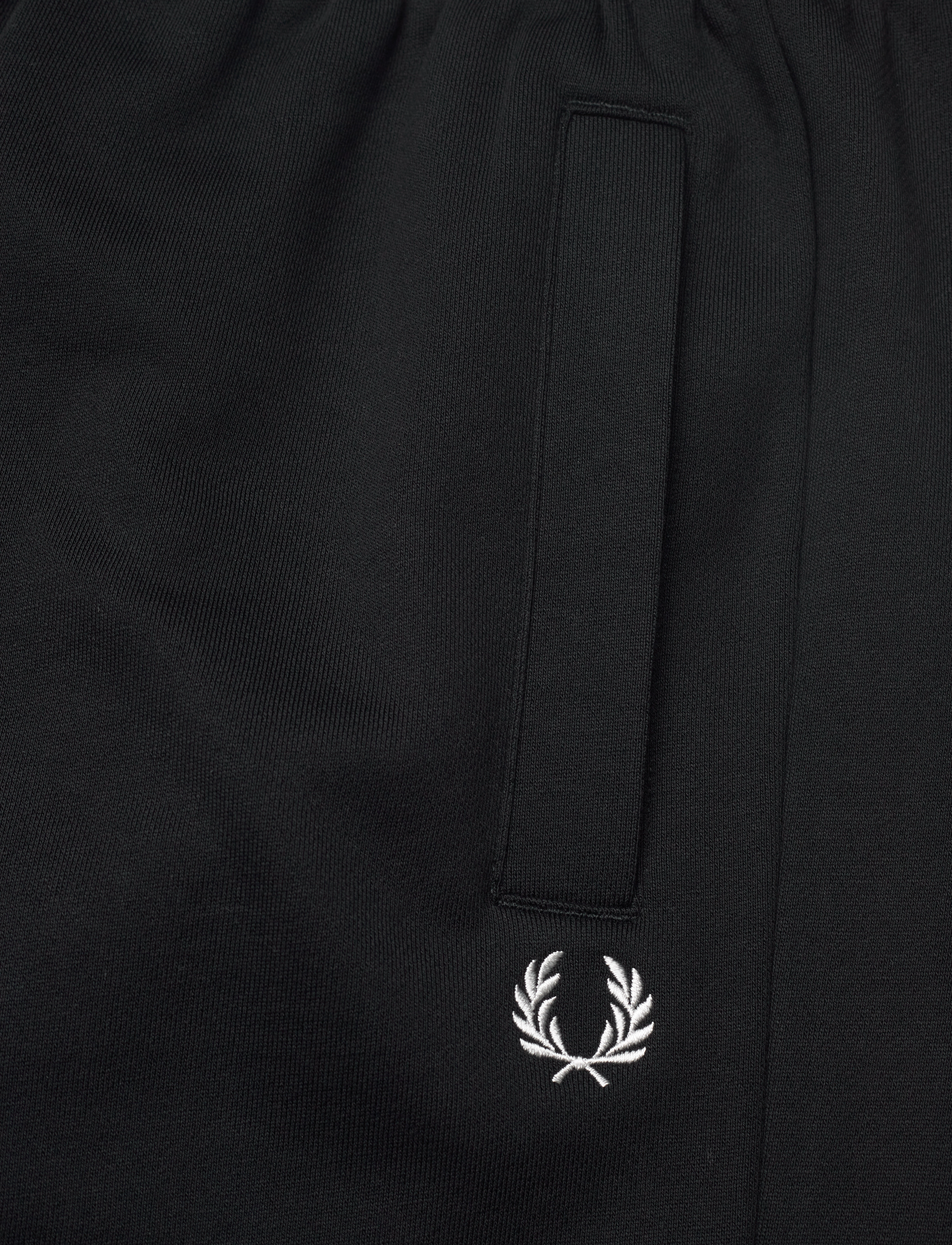 Fred Perry - TIPPED SWEAT SHORT - menn - black - 2