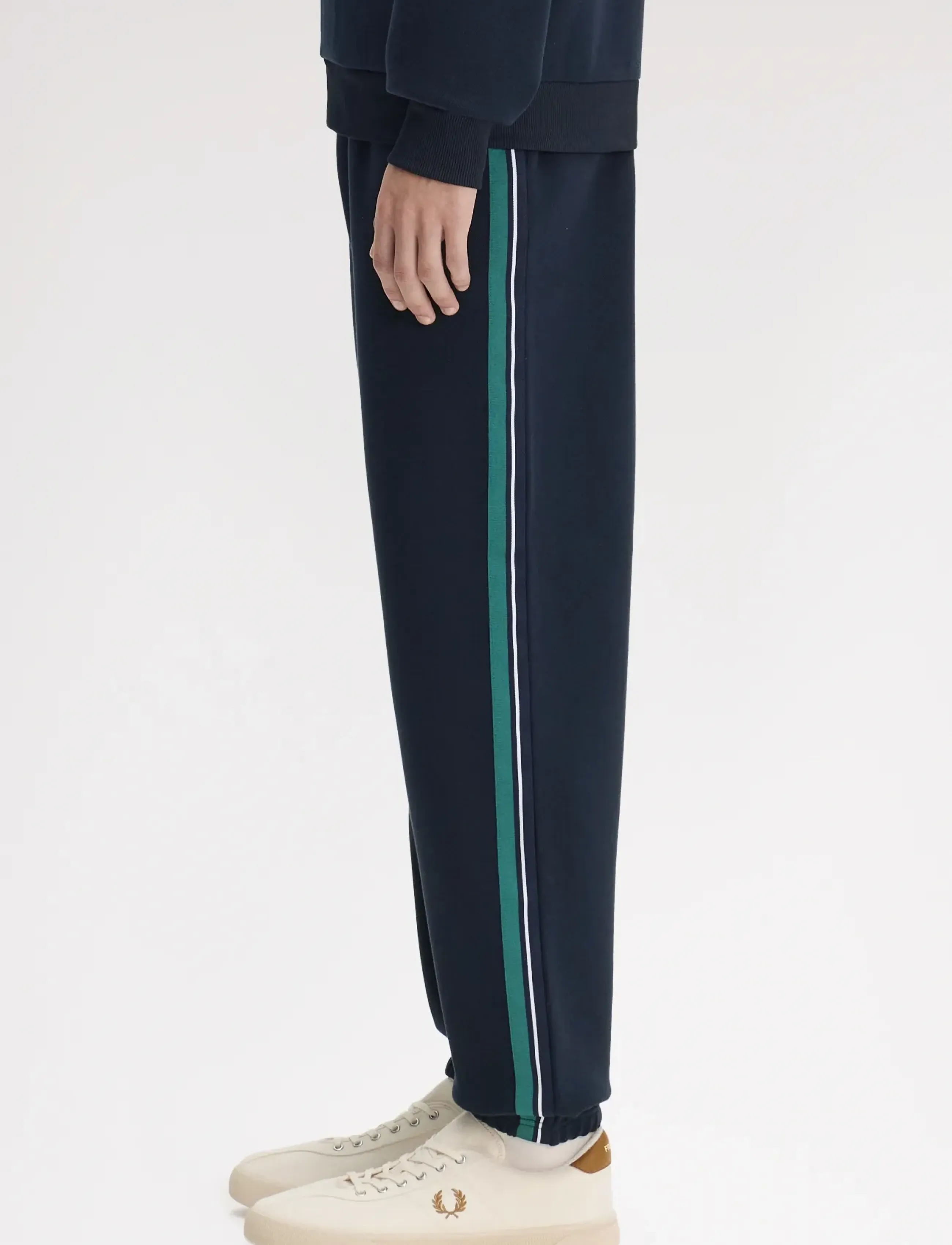 Fred Perry - STRIPE TAPE TRACK PANT - navy - 3