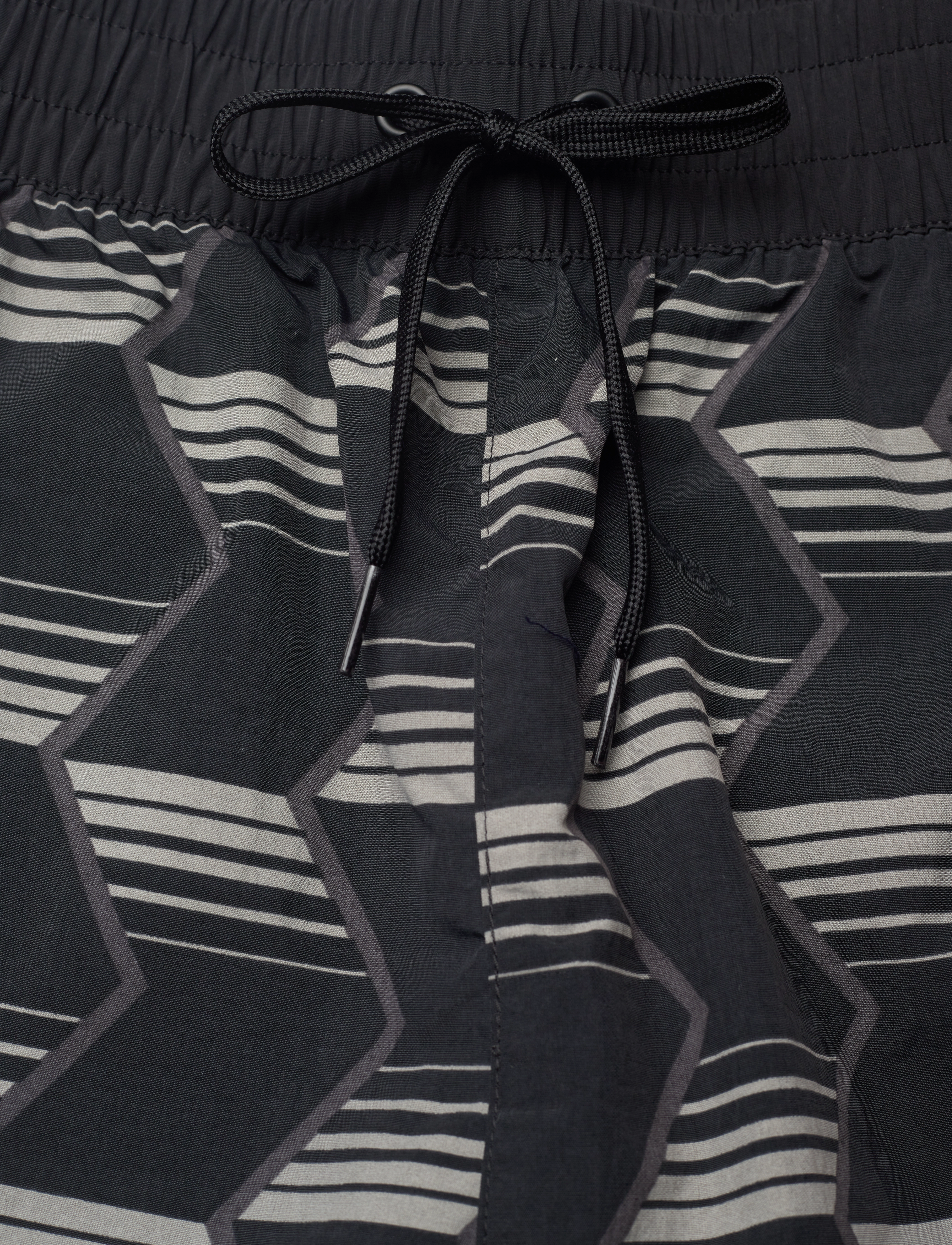 Fred Perry - CHEVRON SHELL PANT - black - 3