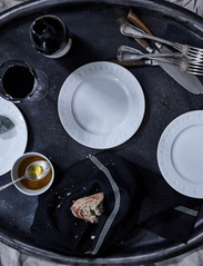 Frederik Bagger - Crispy Porcelain Side Plate - 1 pcs - laveste priser - white - 2